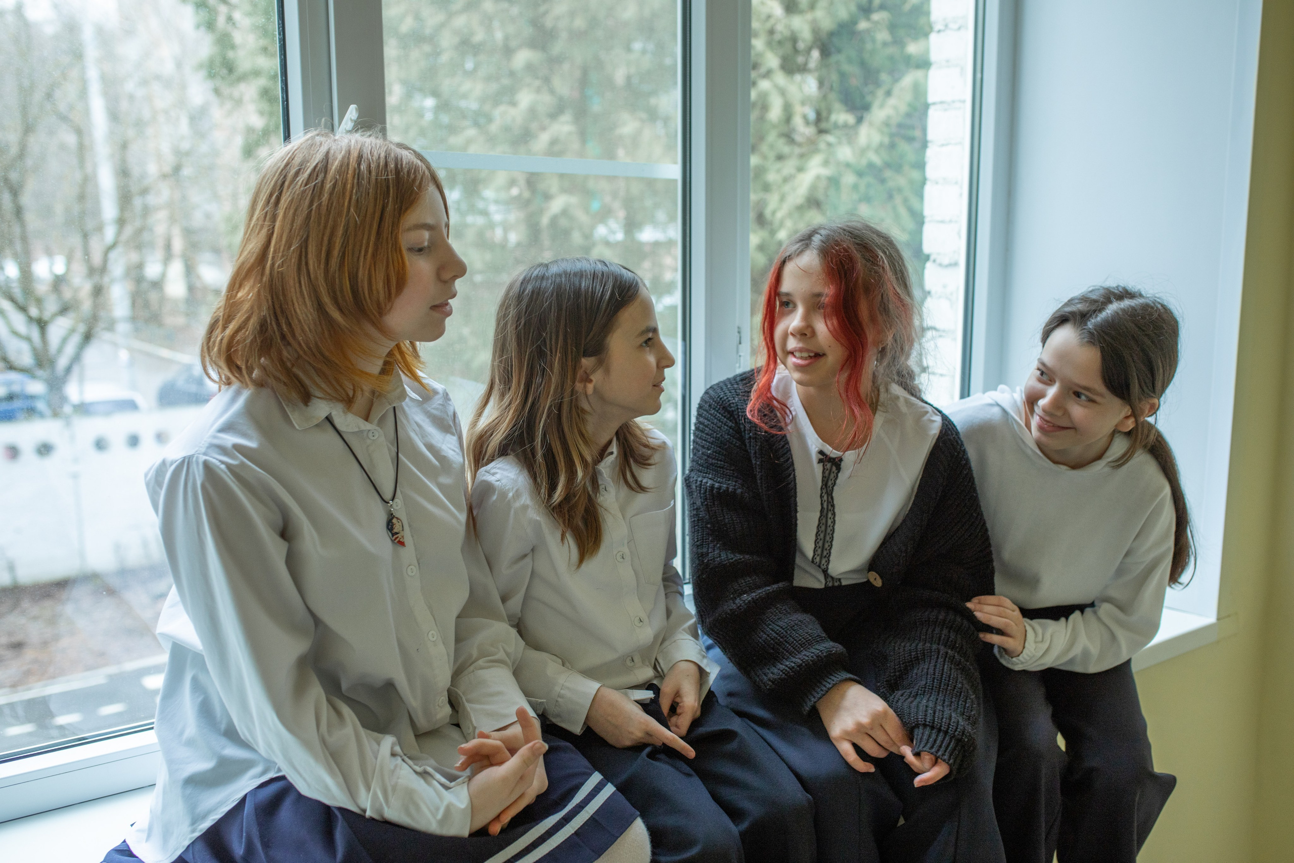 Фотографии из альбома для 4 класса. Семейный и детский фотограф Елена Коловицкова