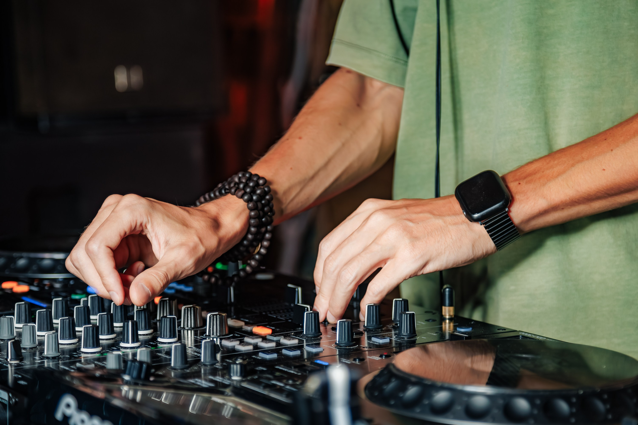 «Бьянка"_Чайка на пляже_Ялта_25.07.2025 г. Аминов Руслан | Фотограф