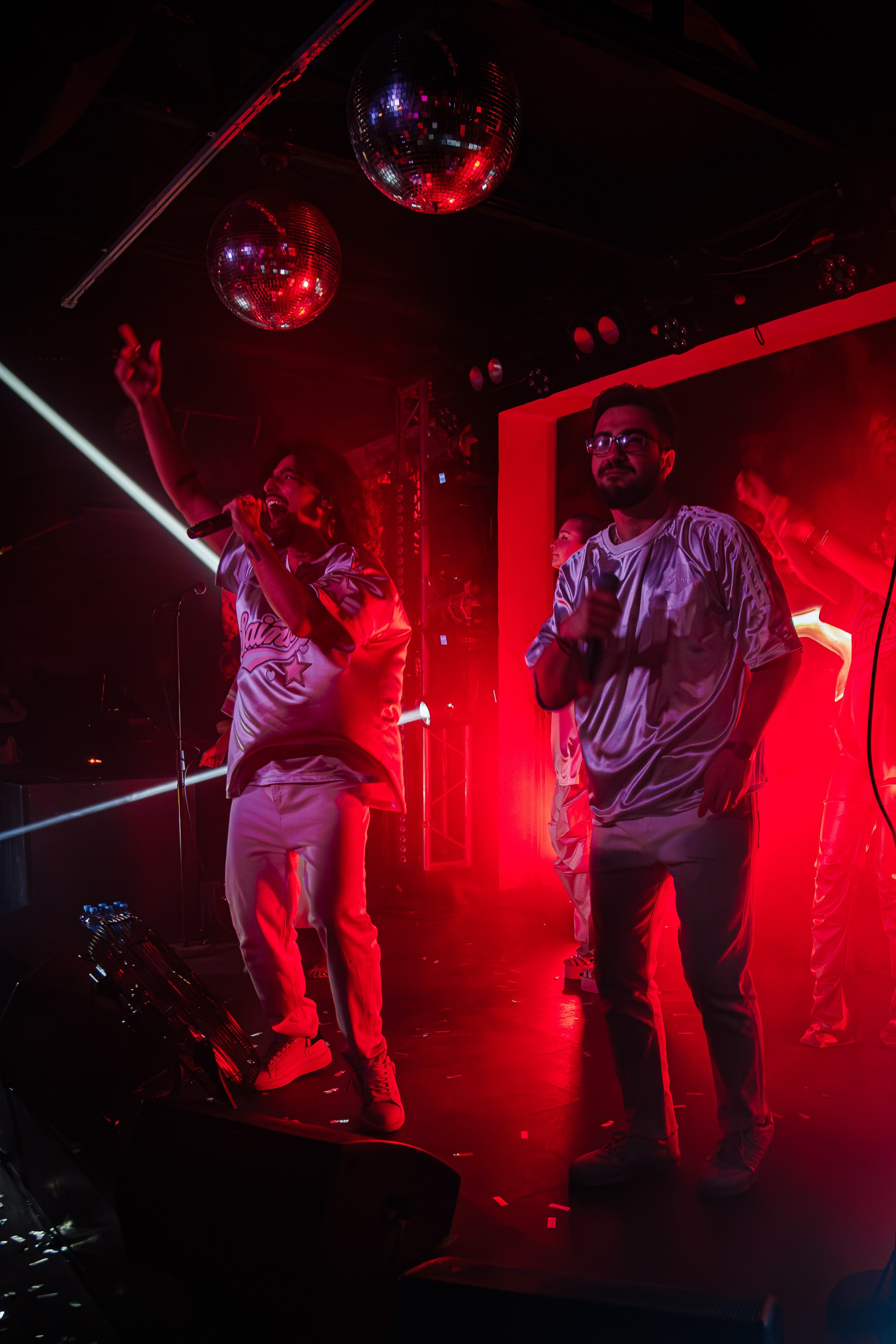 «МИША МАРВИН"_Чайка на пляже_Ялта_14.06.2025. Аминов Руслан | Фотограф