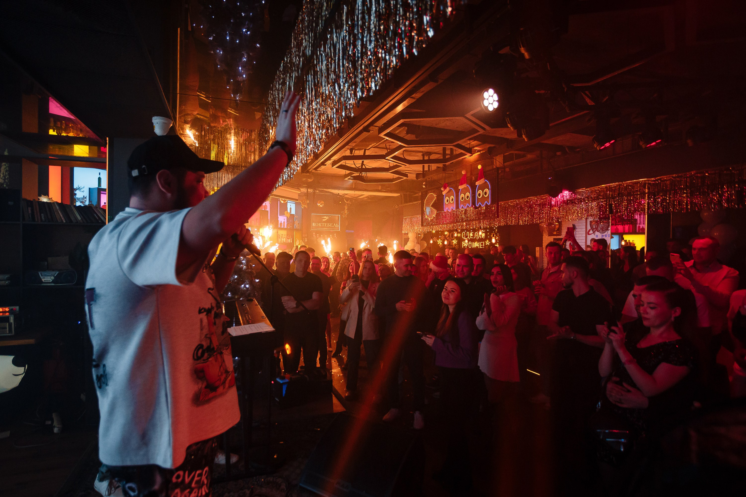 Новогодняя ночь_Santa Barbara_Симферополь_31.12.2024. Аминов Руслан | Фотограф