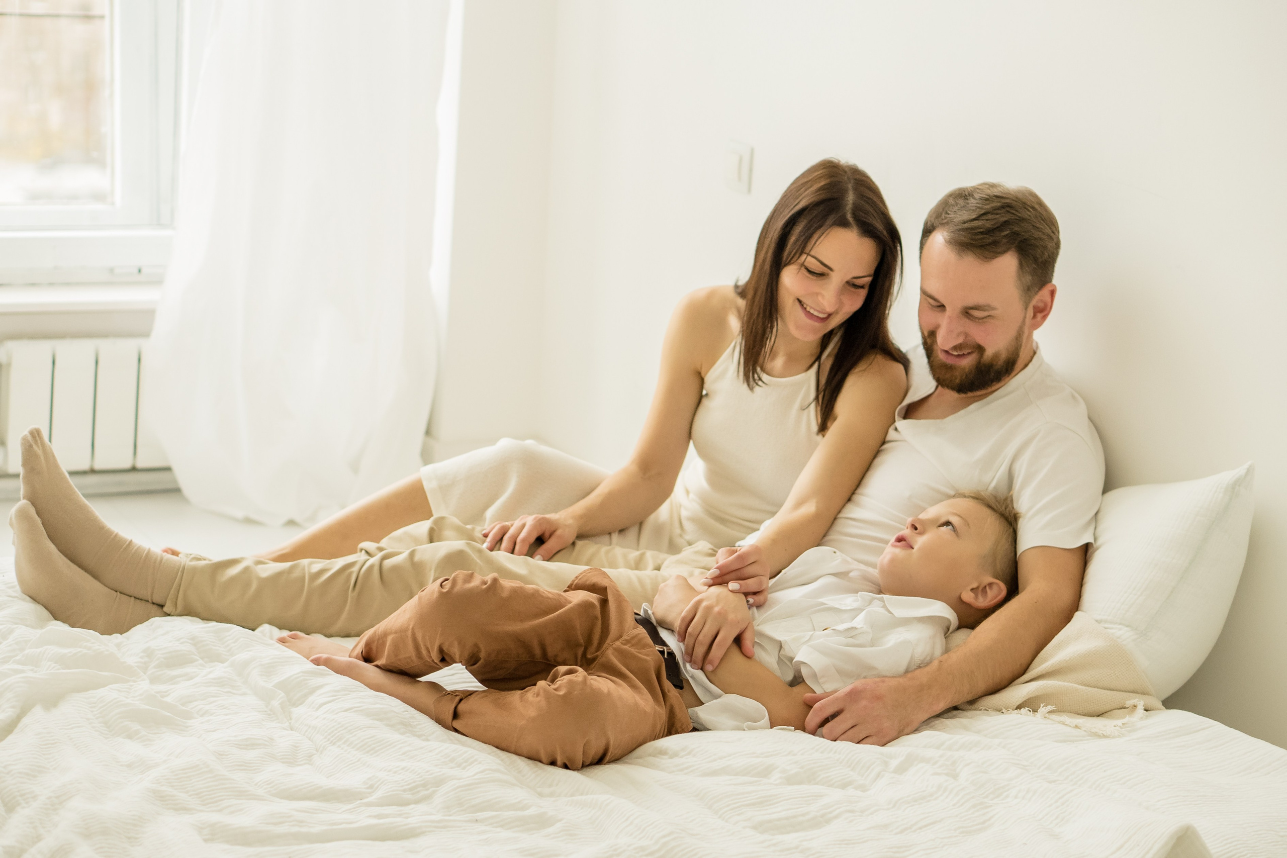 Семейная фотосессия семьи К. в фотостудии. Фотограф Ольга Игорева