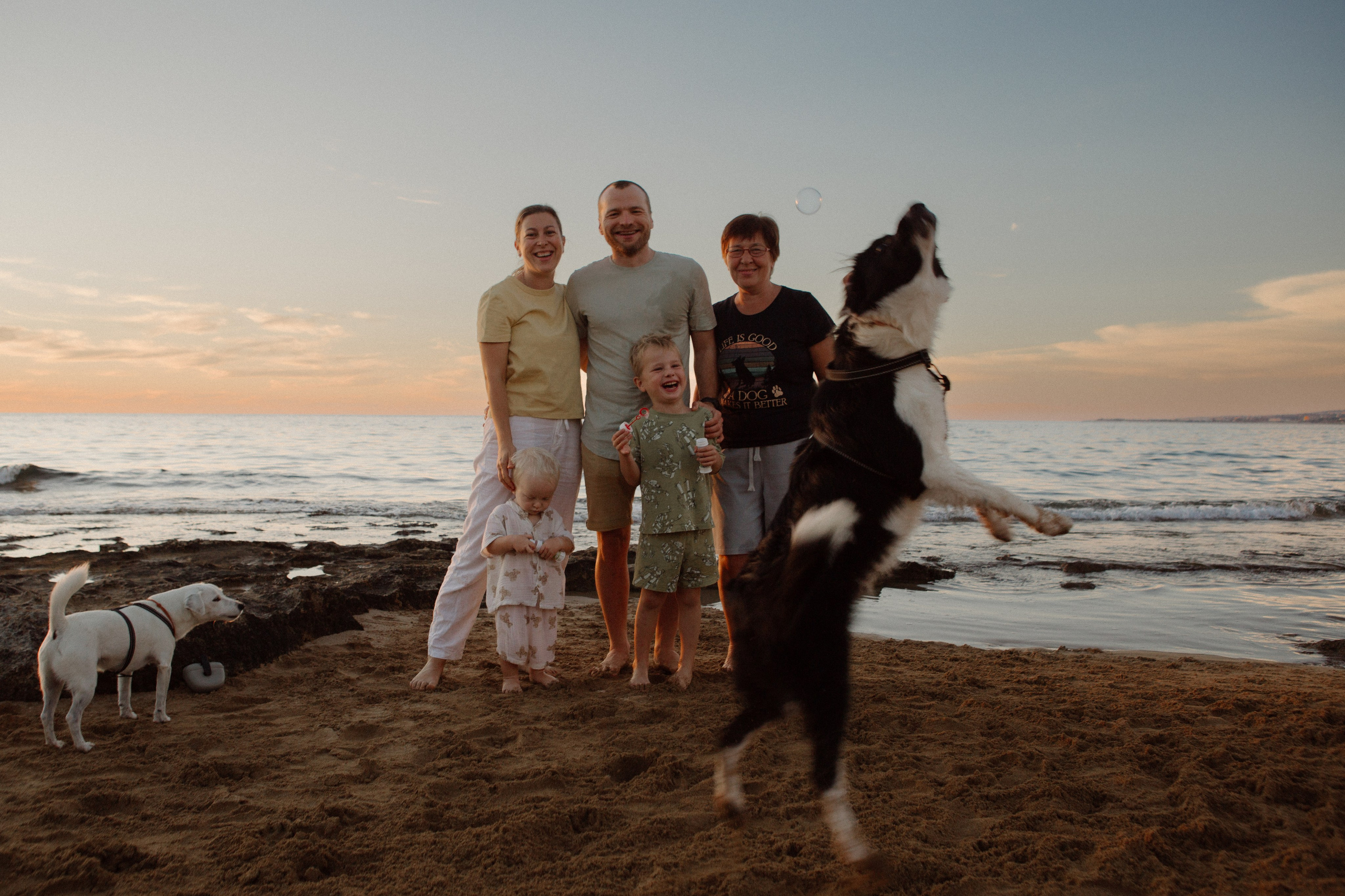 Melymko fam. Portrait, family and pet photographer in Cyprus, Ksenia Bourdelle