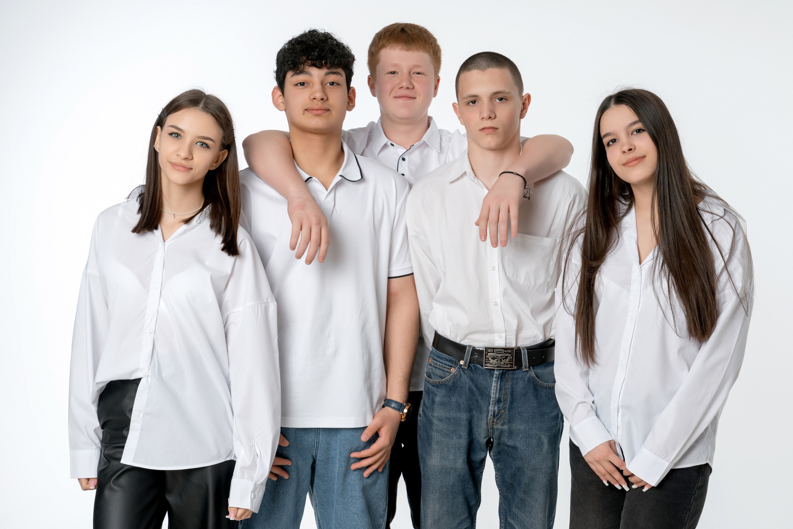 Выпускной альбом с 9 класса Школьная выпускная фотокнига