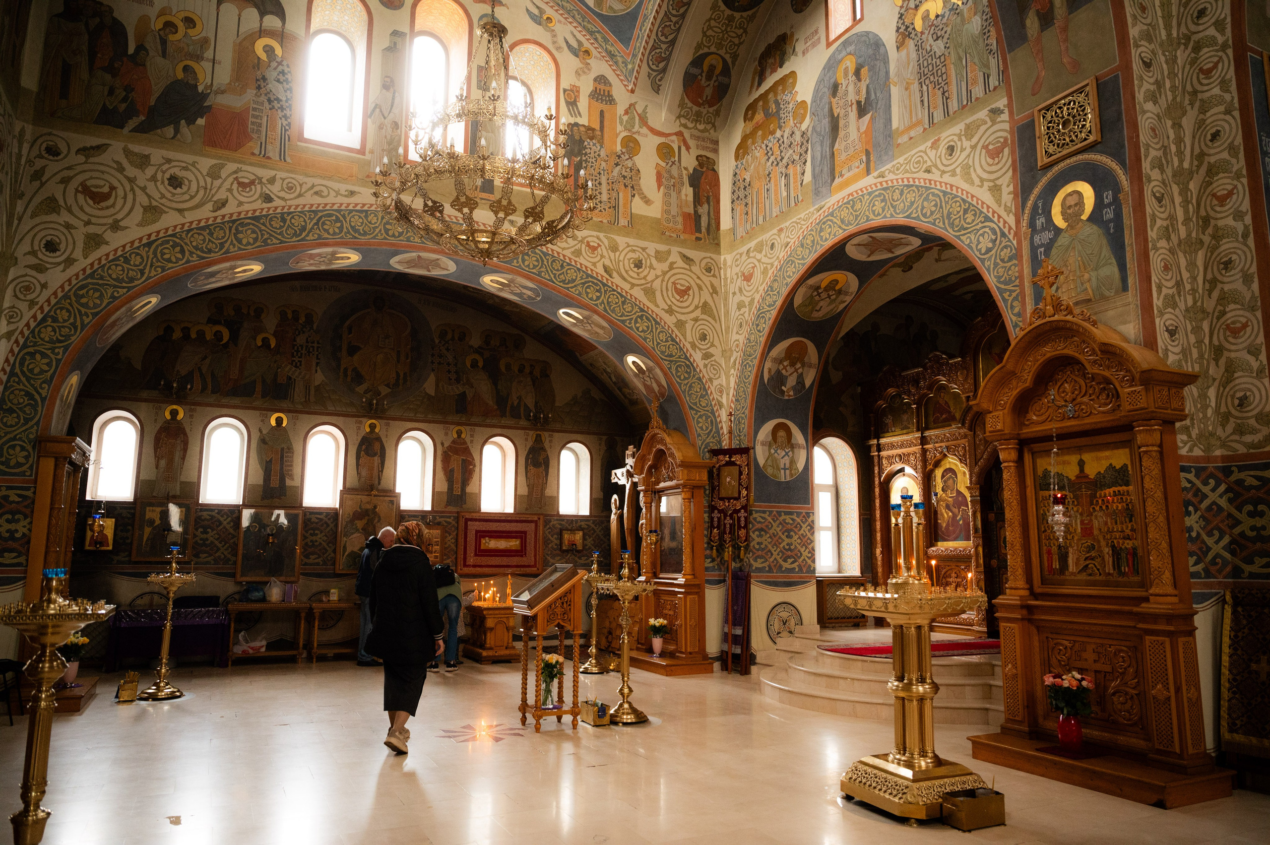 Паломническая поездка на Бутовский полигон. Антон и Татьяна Денисенко — В храме