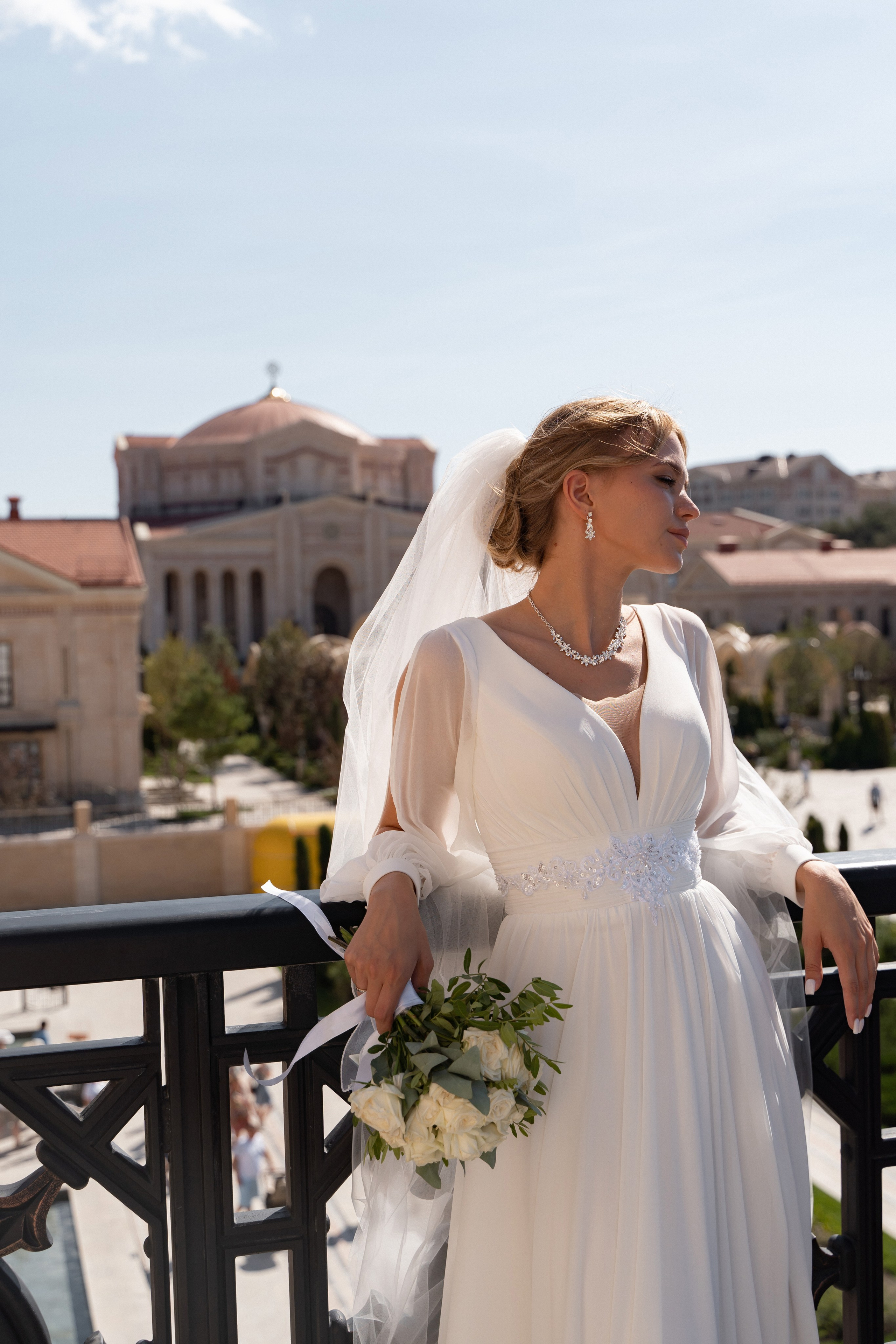 Свадебная прогулка Новый Херсонес. Свадебный и семейный фотограф в Севастополе и в Крыму