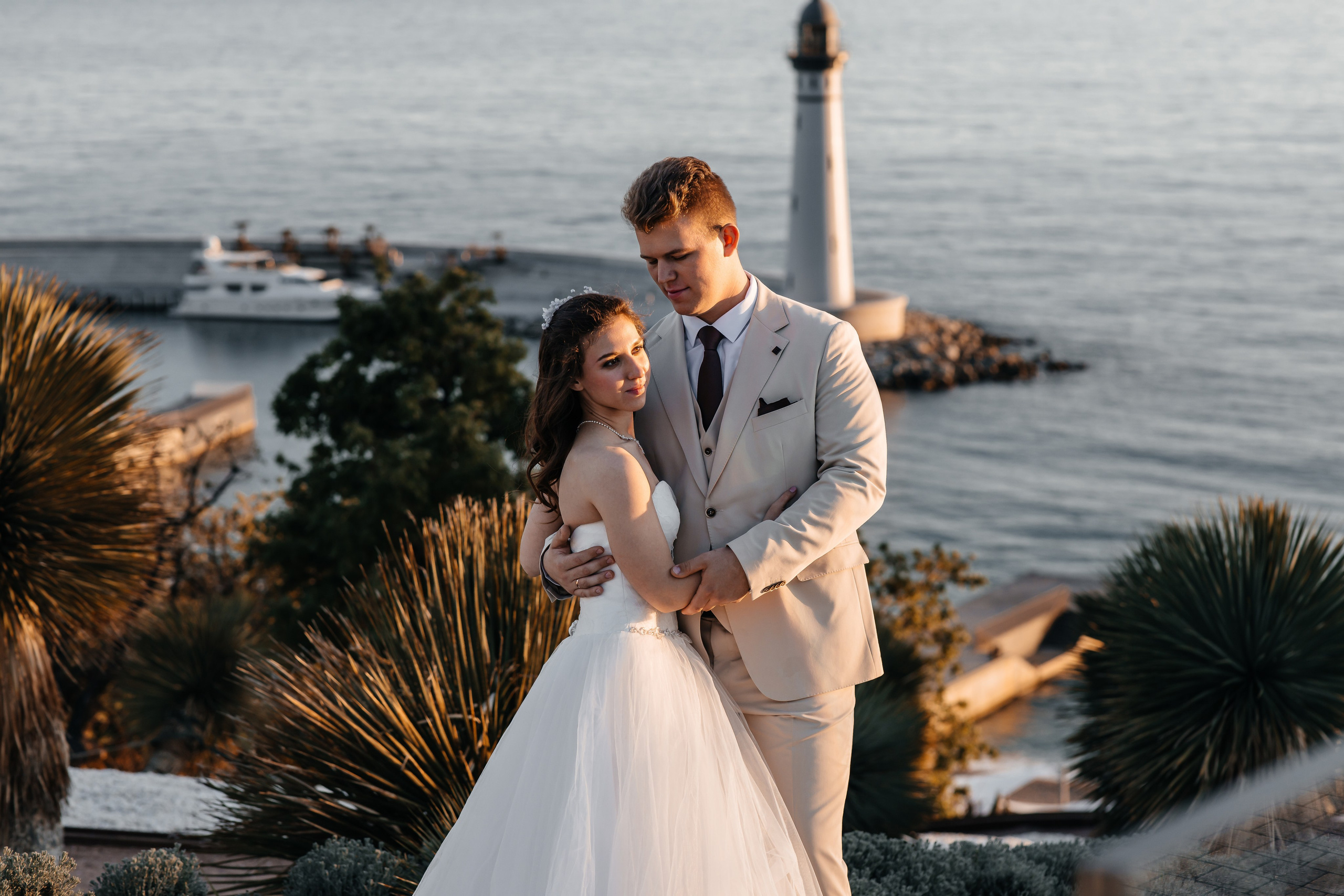 Сакура в Японском саду. Анонс свадьбы для Никиты и Марины. Свадебный фотограф в Крыму и Севастополе Ольга Баскакова