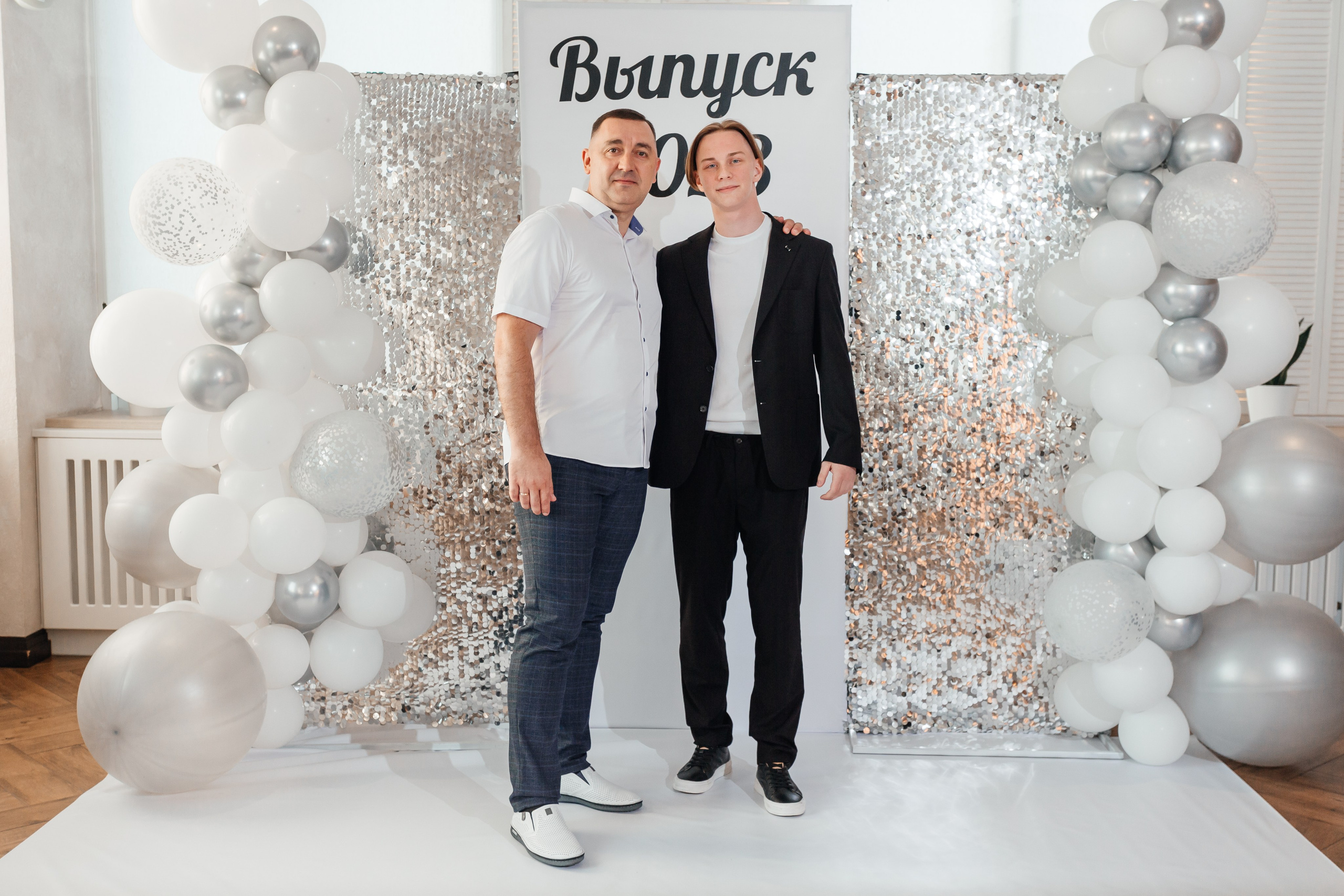 Выпускной 11 «А». Школа № 42. Свадебный фотограф в Краснодаре Николай Крауз