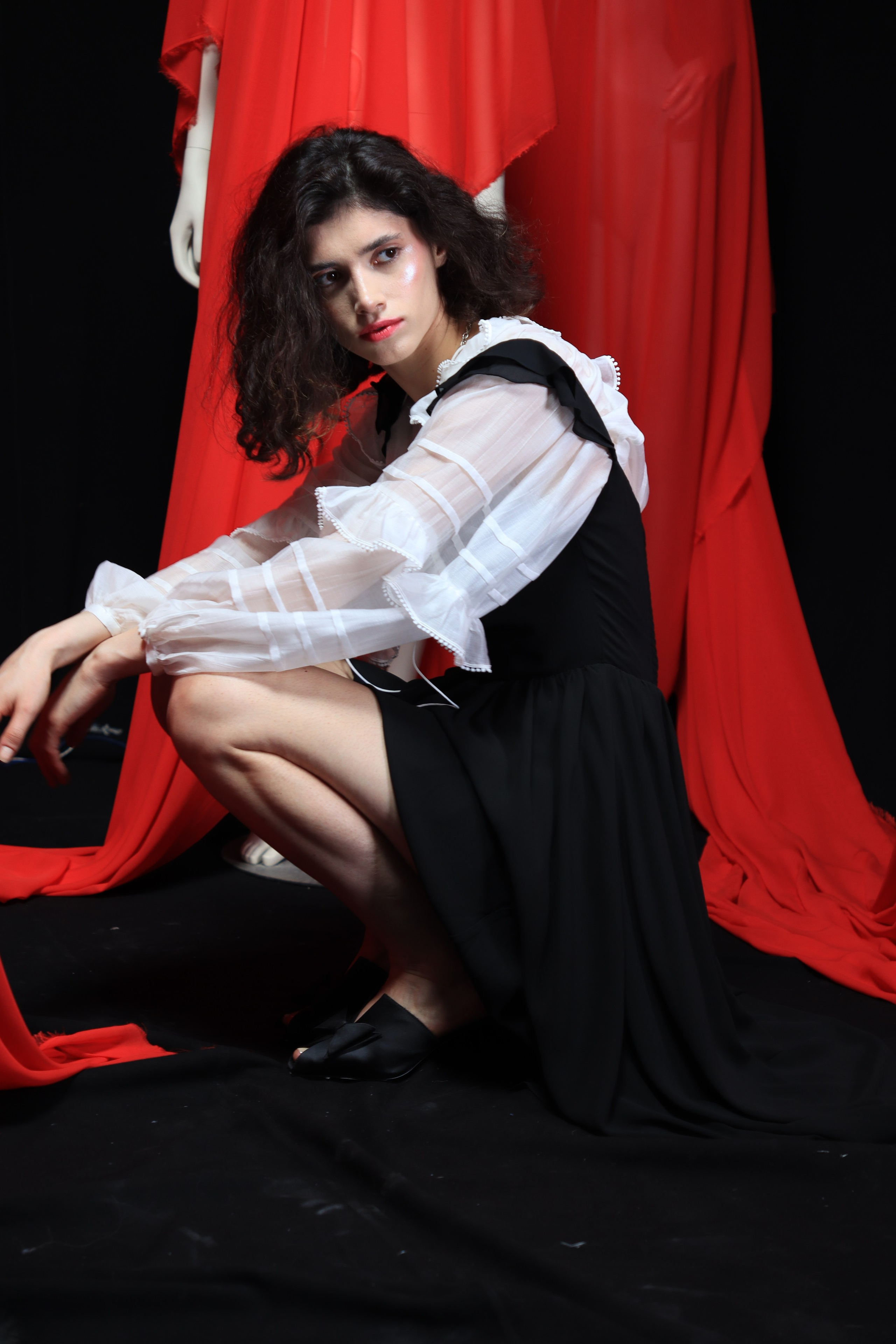 Студийная женская фотосессия | Москва, май 2025. Женский портретный фотограф в Москве Подгорнова Екатерина