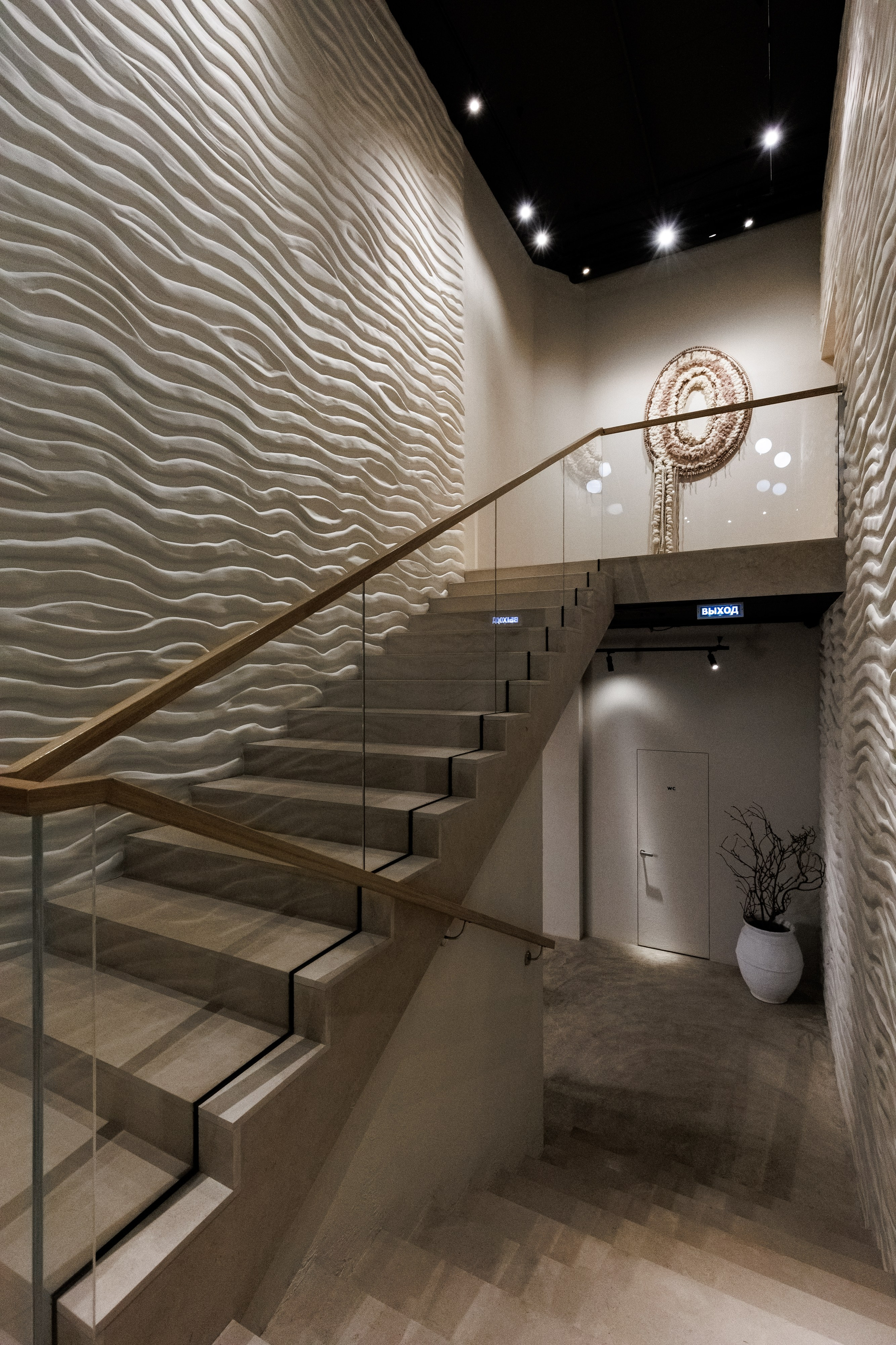 Интерьеры и выставки. Фотограф Сергей Лукьянов @xapeton_photo Москва