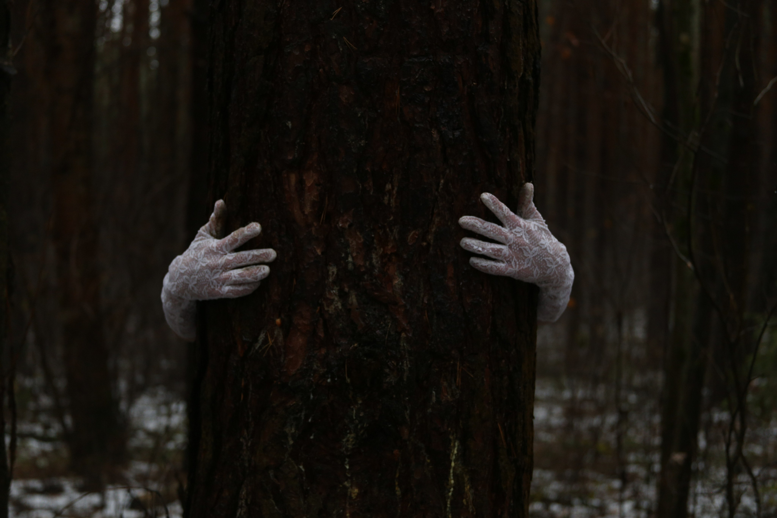 Полина на снегу босиком. Фотограф Пермь. Фотосессия в фотостудии Перми и на свежем воздухе