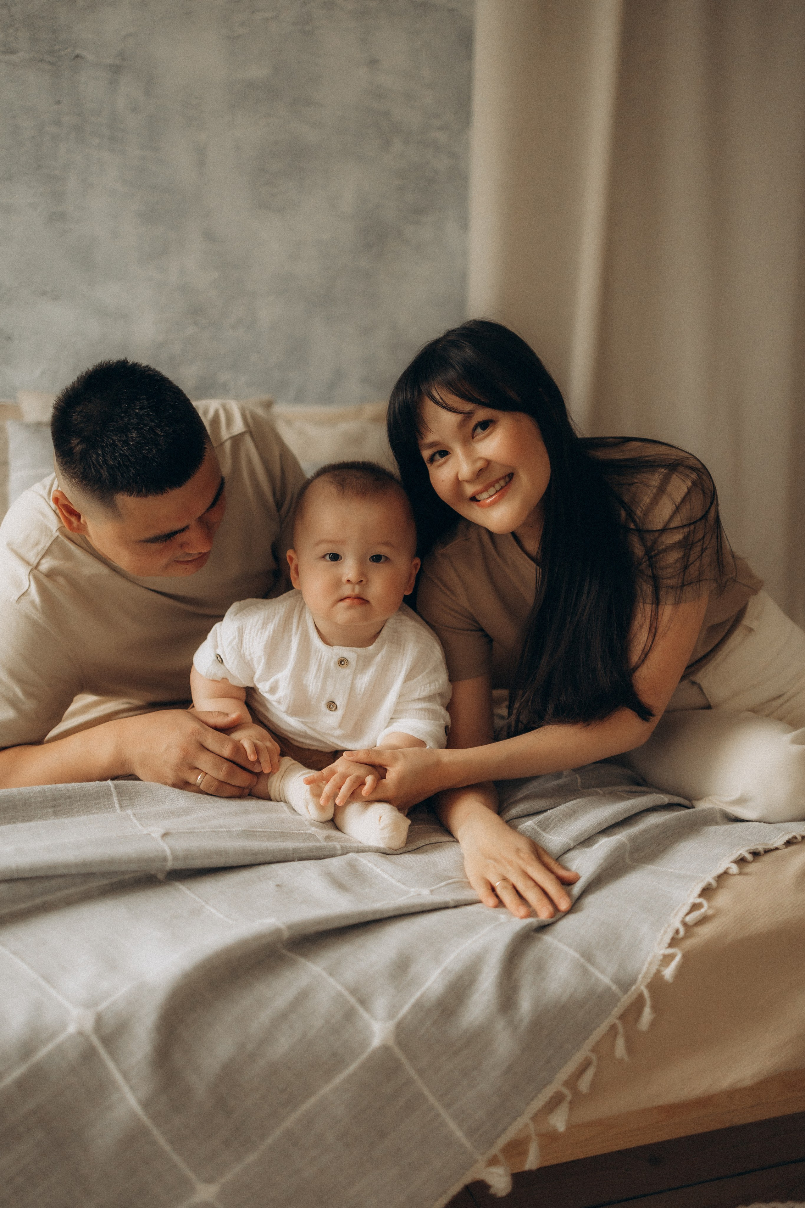 Алия: семейная в студии. Эльвира Галимьянова — семейный фотограф Екатеринбурга