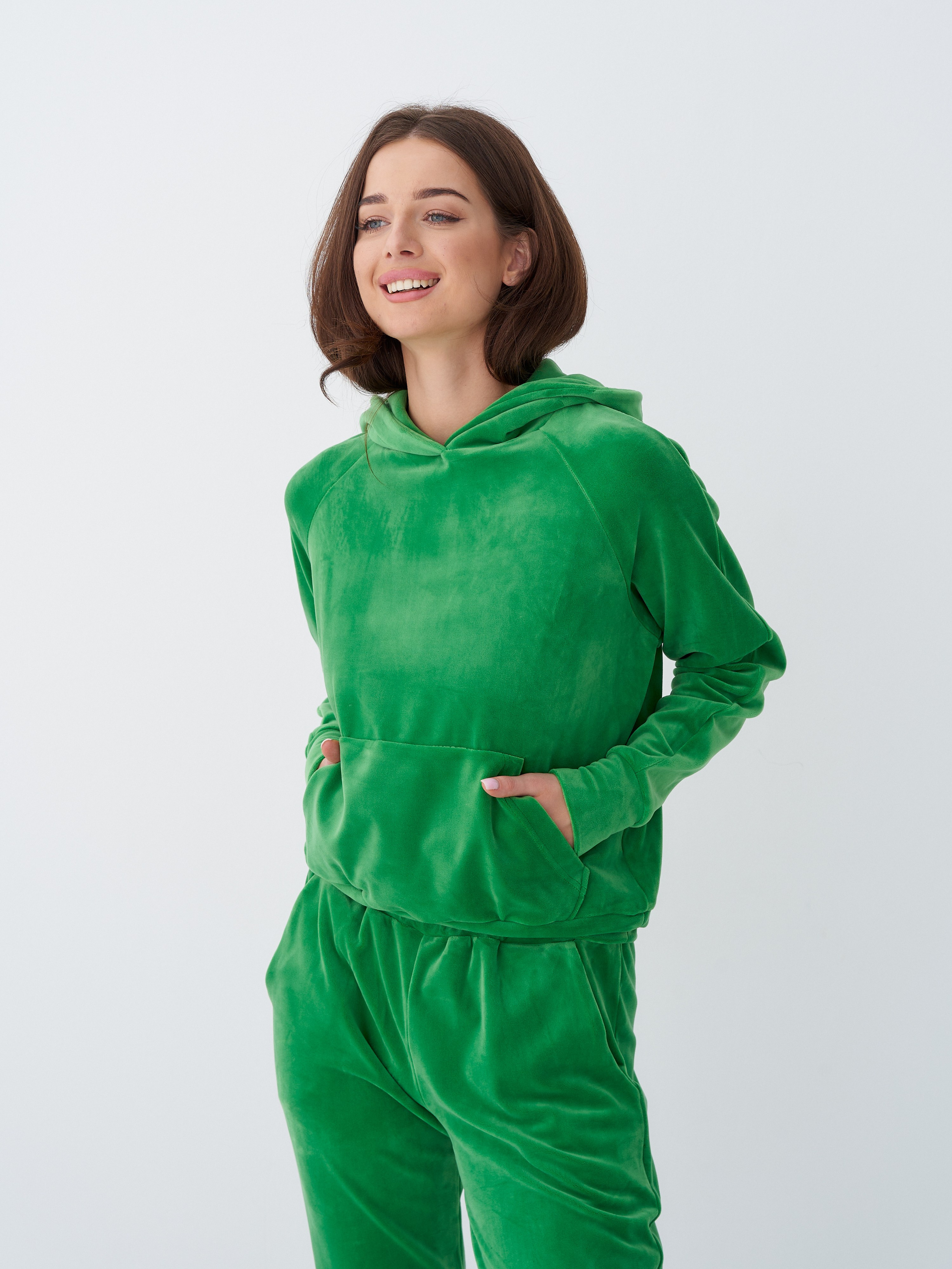 Оля. Контент для маркетплейсов и соцсетей. Фото и видео съемка