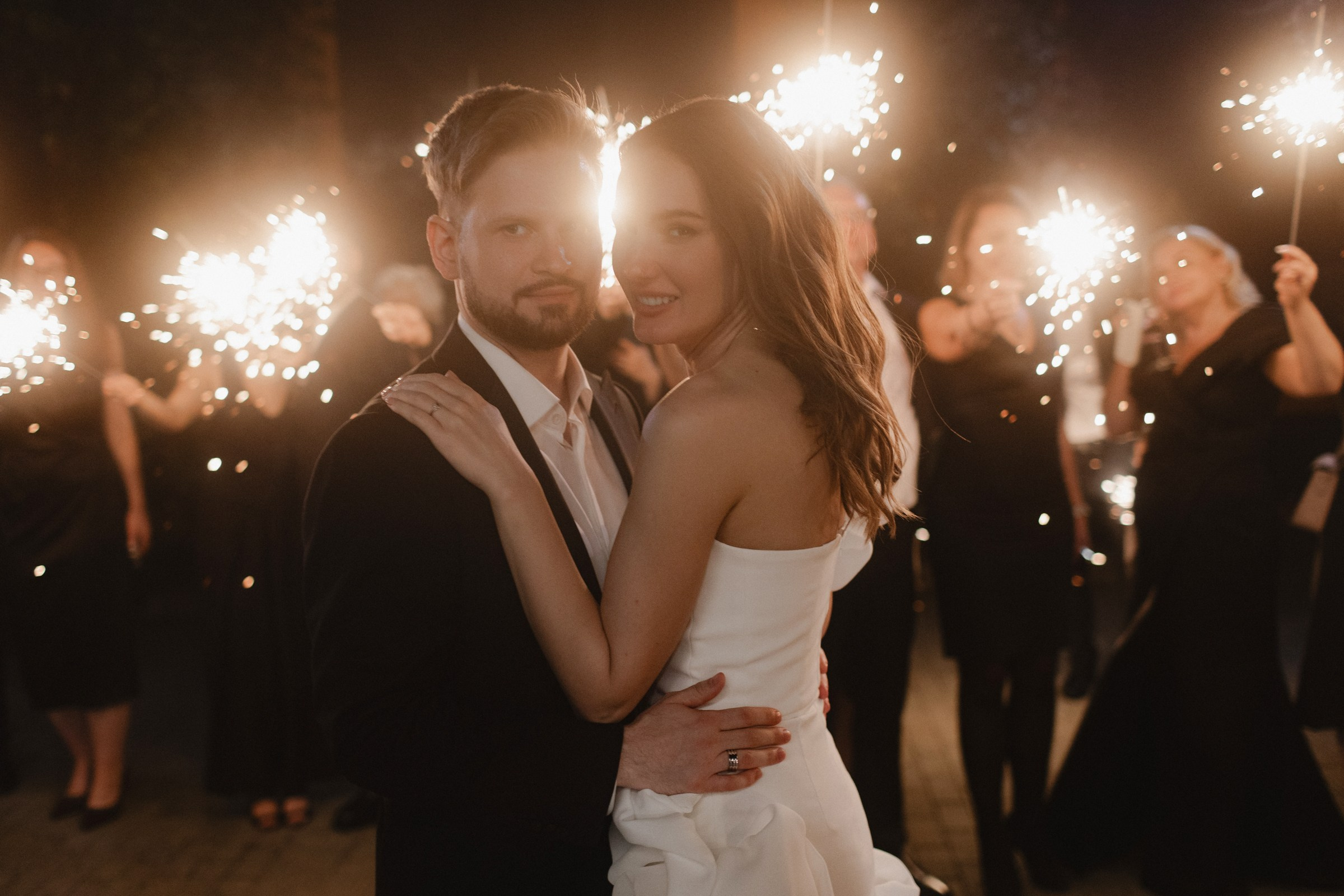 Собираемся на свадьбу вместе с фотосессией для двоих на утренние сборы. Свадебный, репортажный и портретный фотограф Сочи, Краснодар. Александра Зайцева