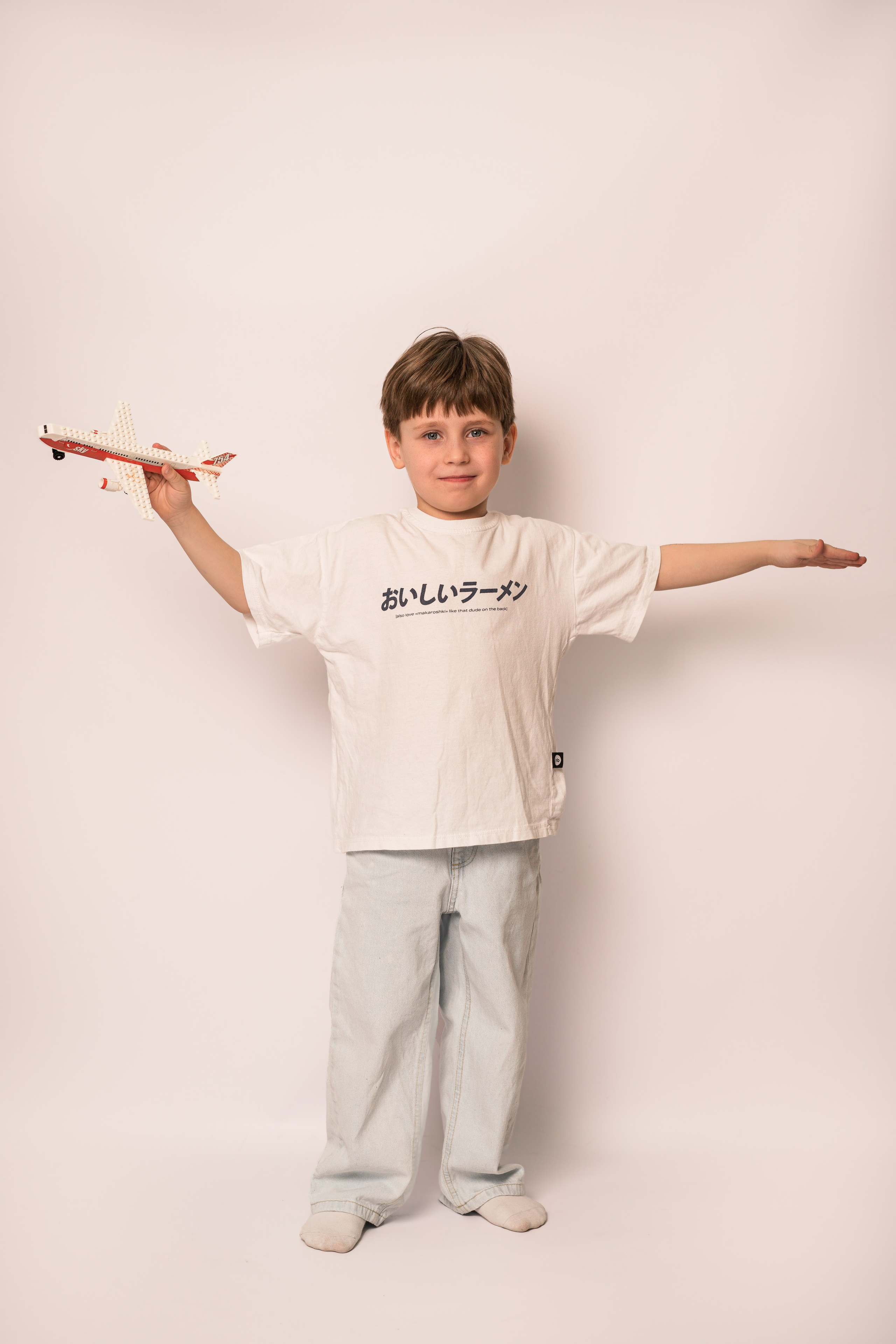 Детский сад, портреты белый фон. Фотограф Шунова Саша