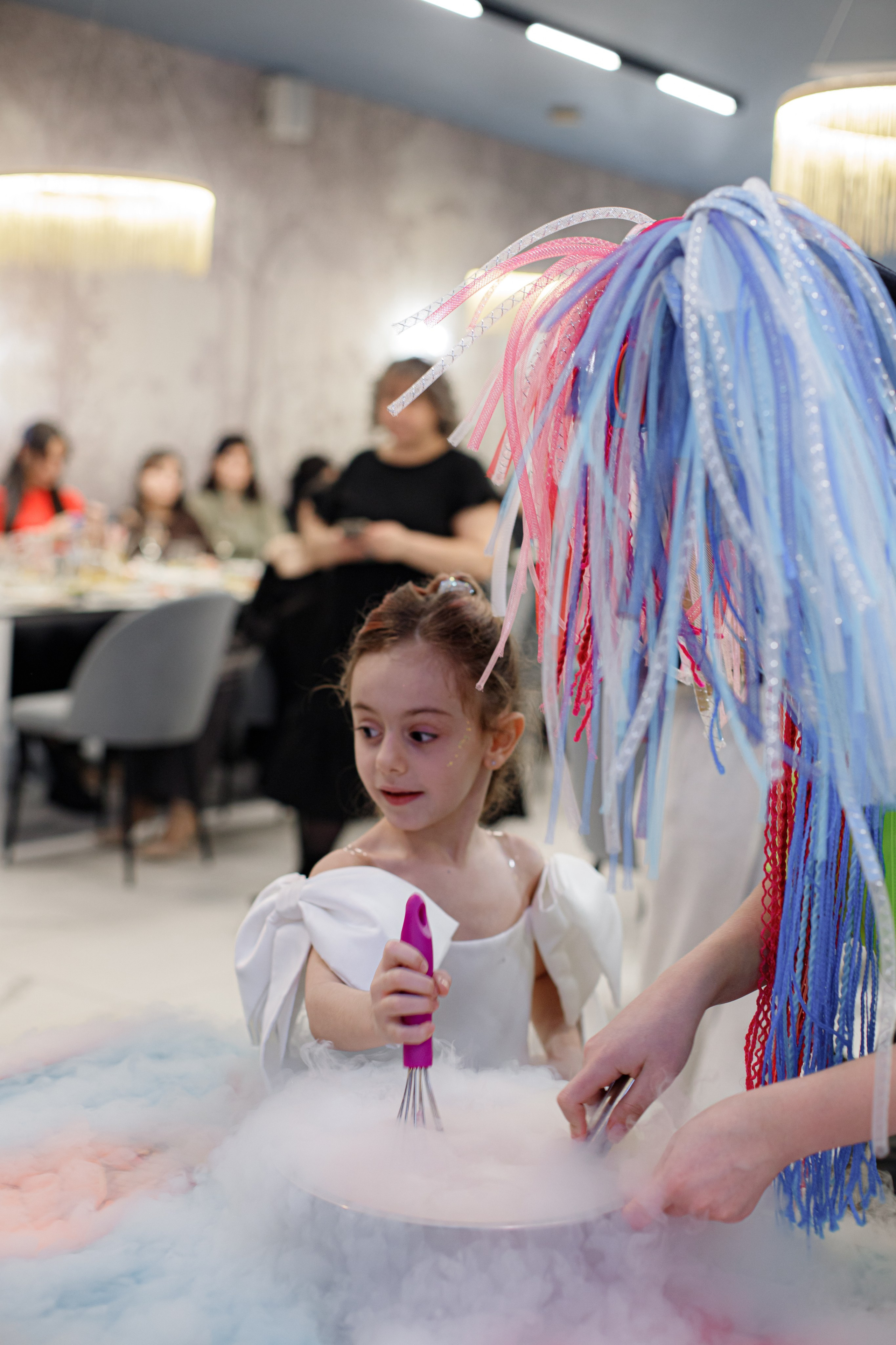 ASIA'S BIRTHDAY PARTY. Photokarish