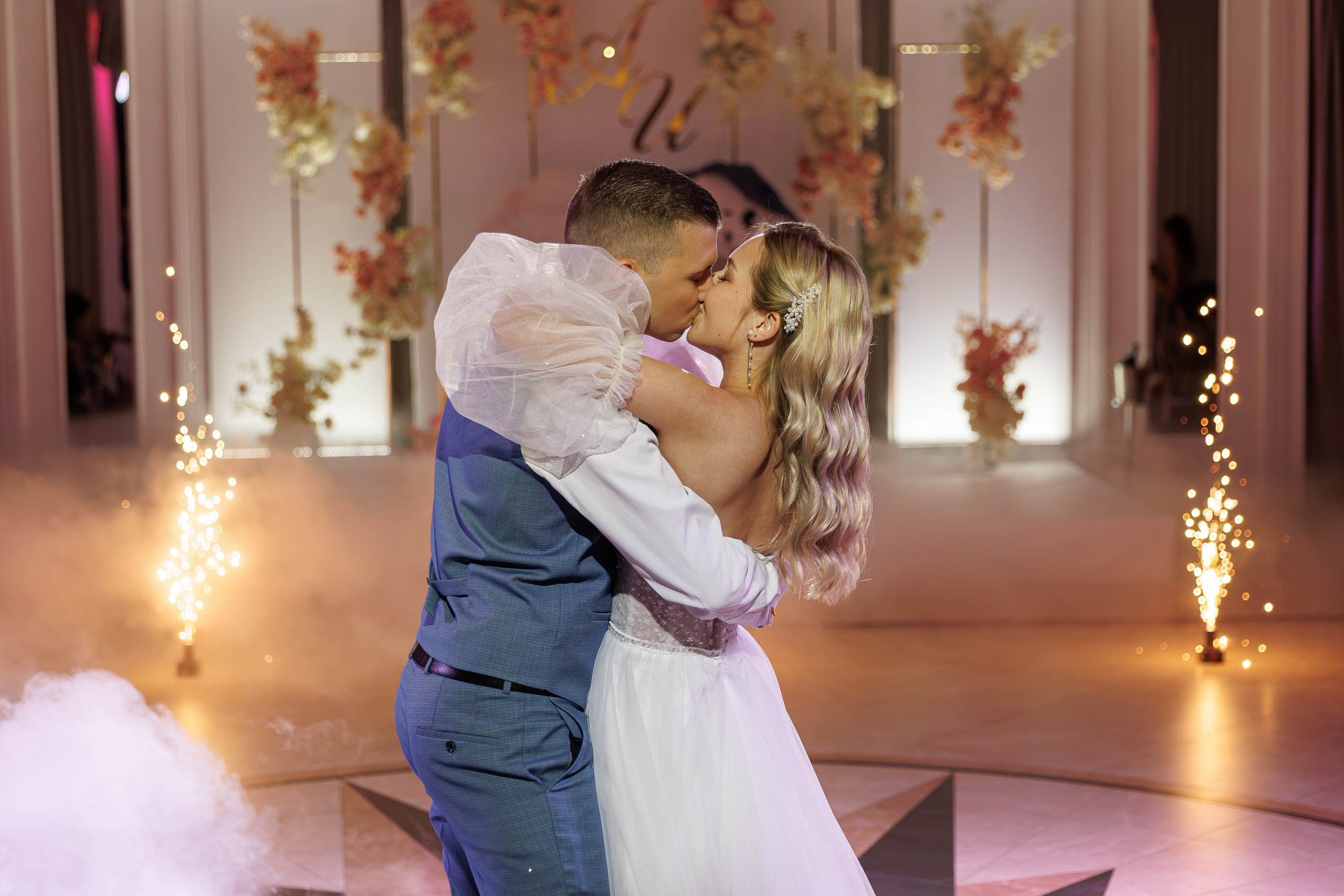 Свадьба в Москва сити и в ресторане Republic Hall. Свадебный фотограф Москва и МО Сергей Киржаев