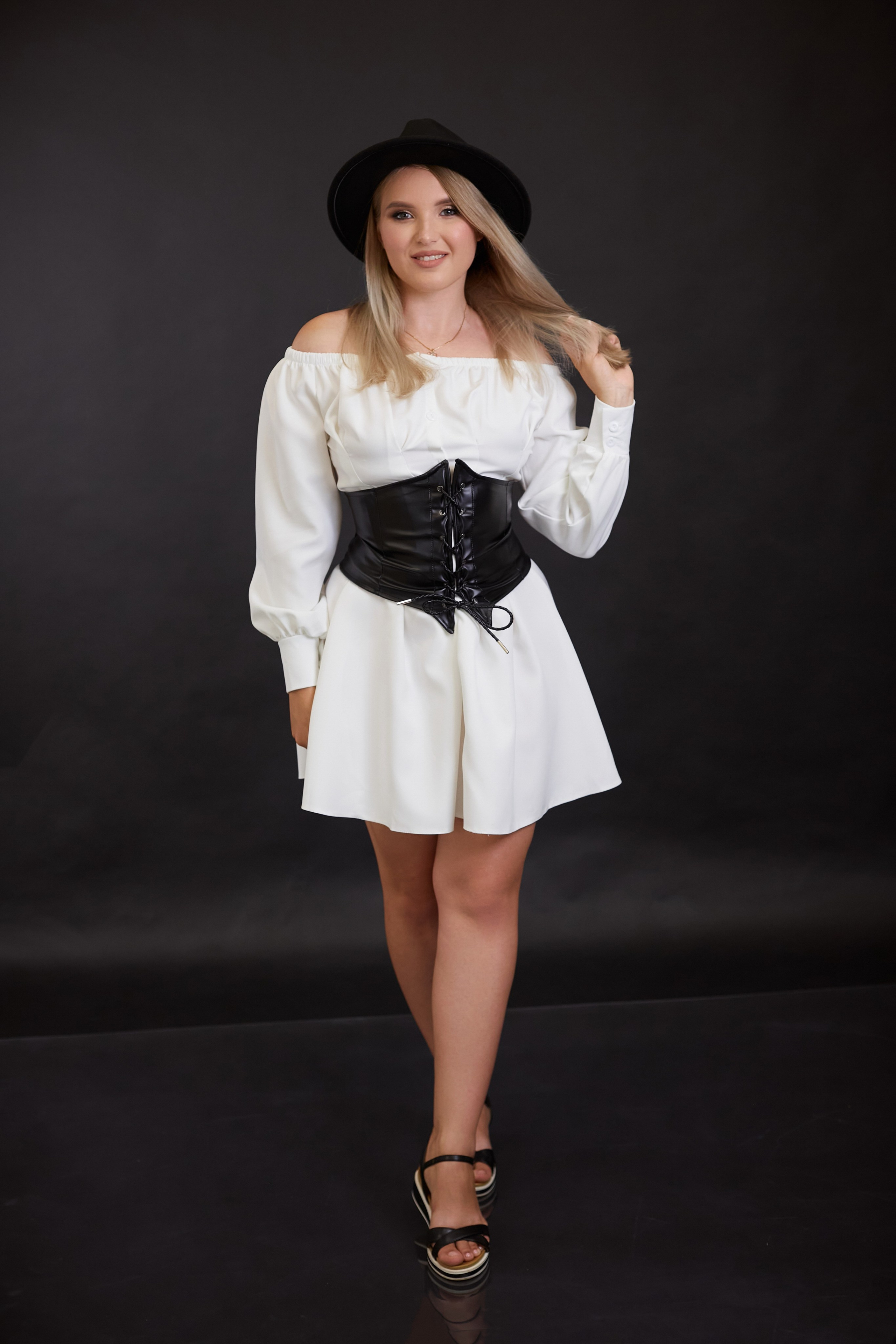 Светлая Светлана. Свадебный и креативный фотограф в ЮФО и МСК