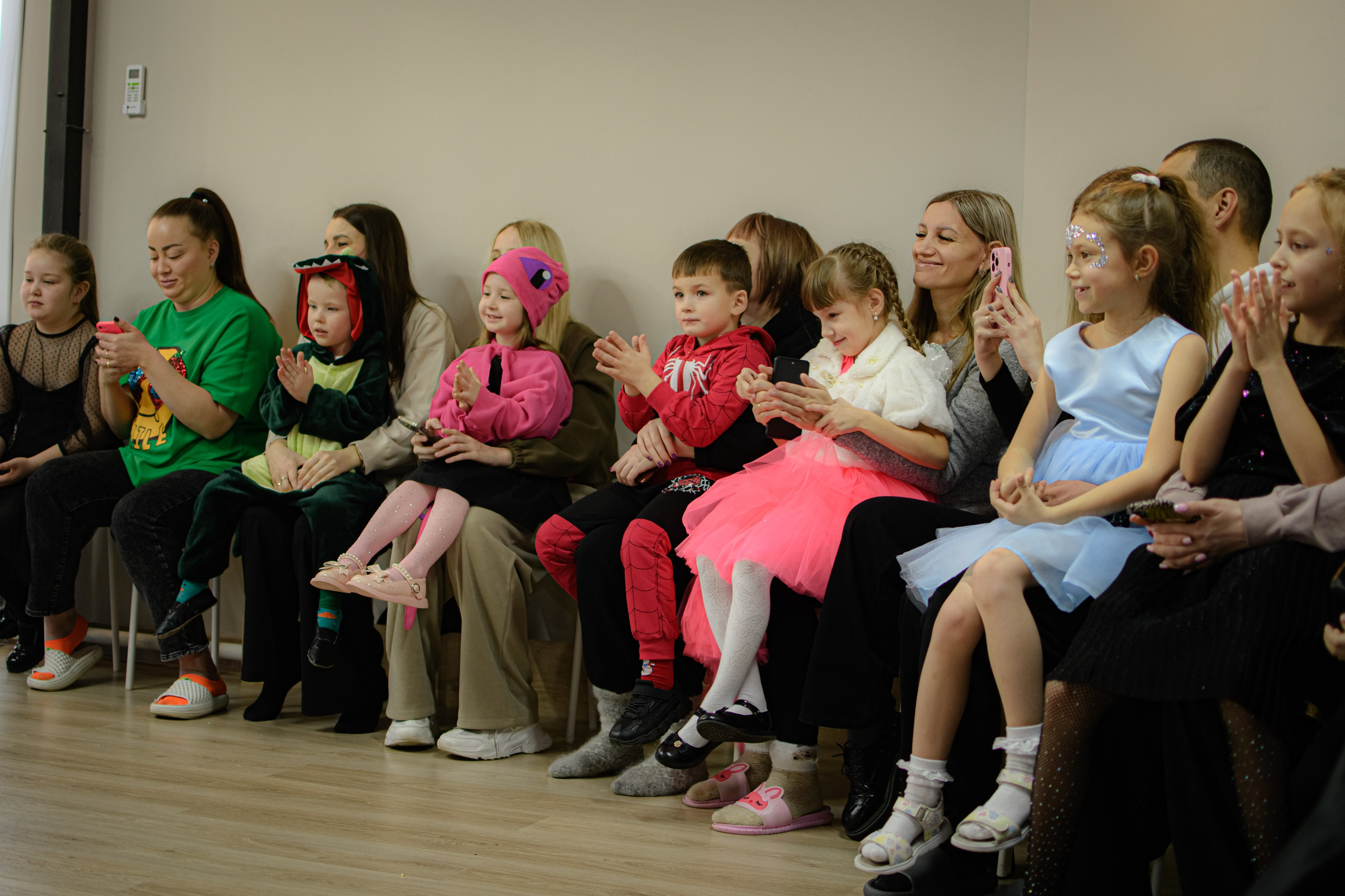 HAPPY NEW YEAR. Photokarish