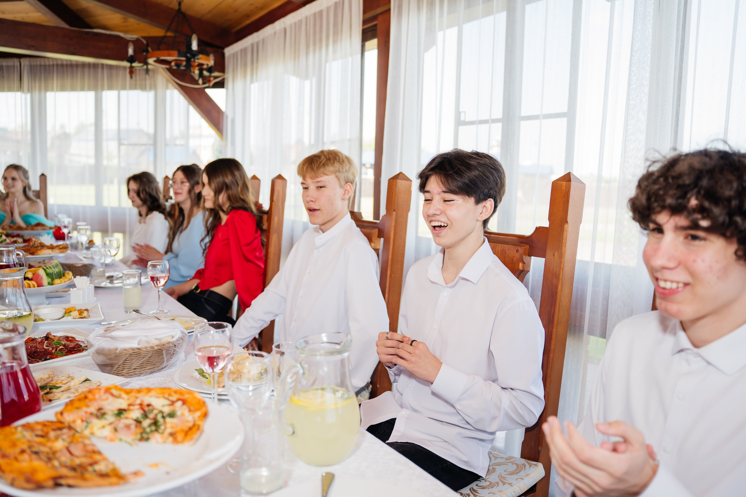 Выпускной. Видеограф и Фотограф в Челябинске Ксения и Владимир Рюмины