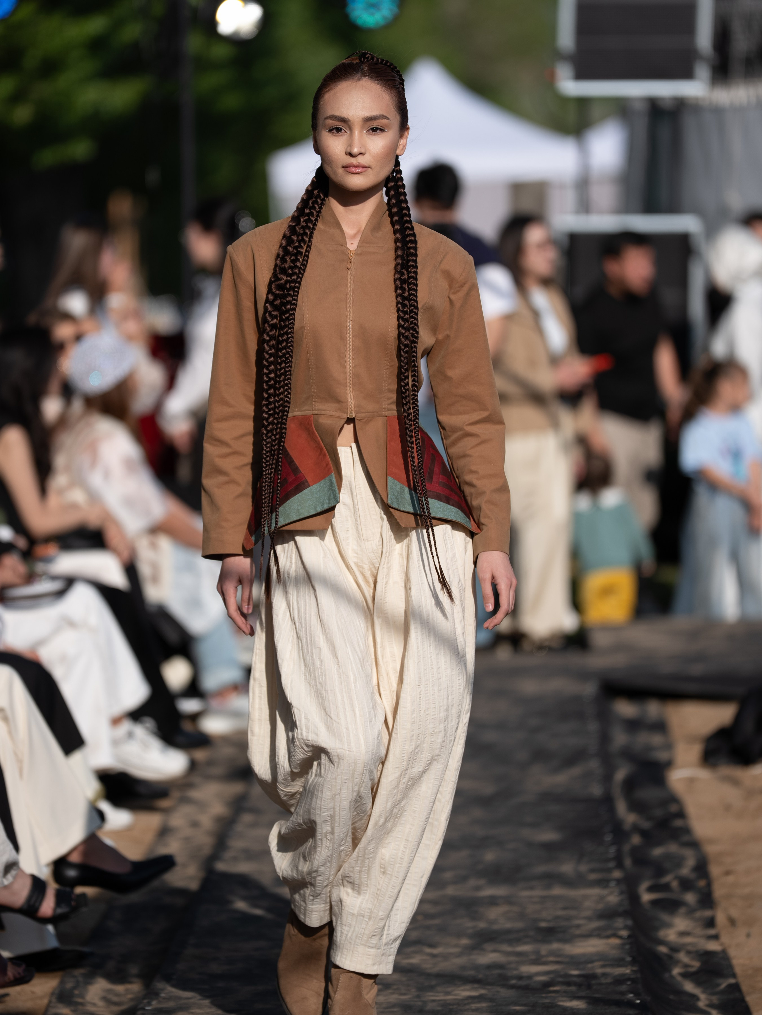 Designer Dariya Kuatzhan. Сайт Алматинского НЮ АРТ, будуар и фэшн фотографа Дениса Карпенко