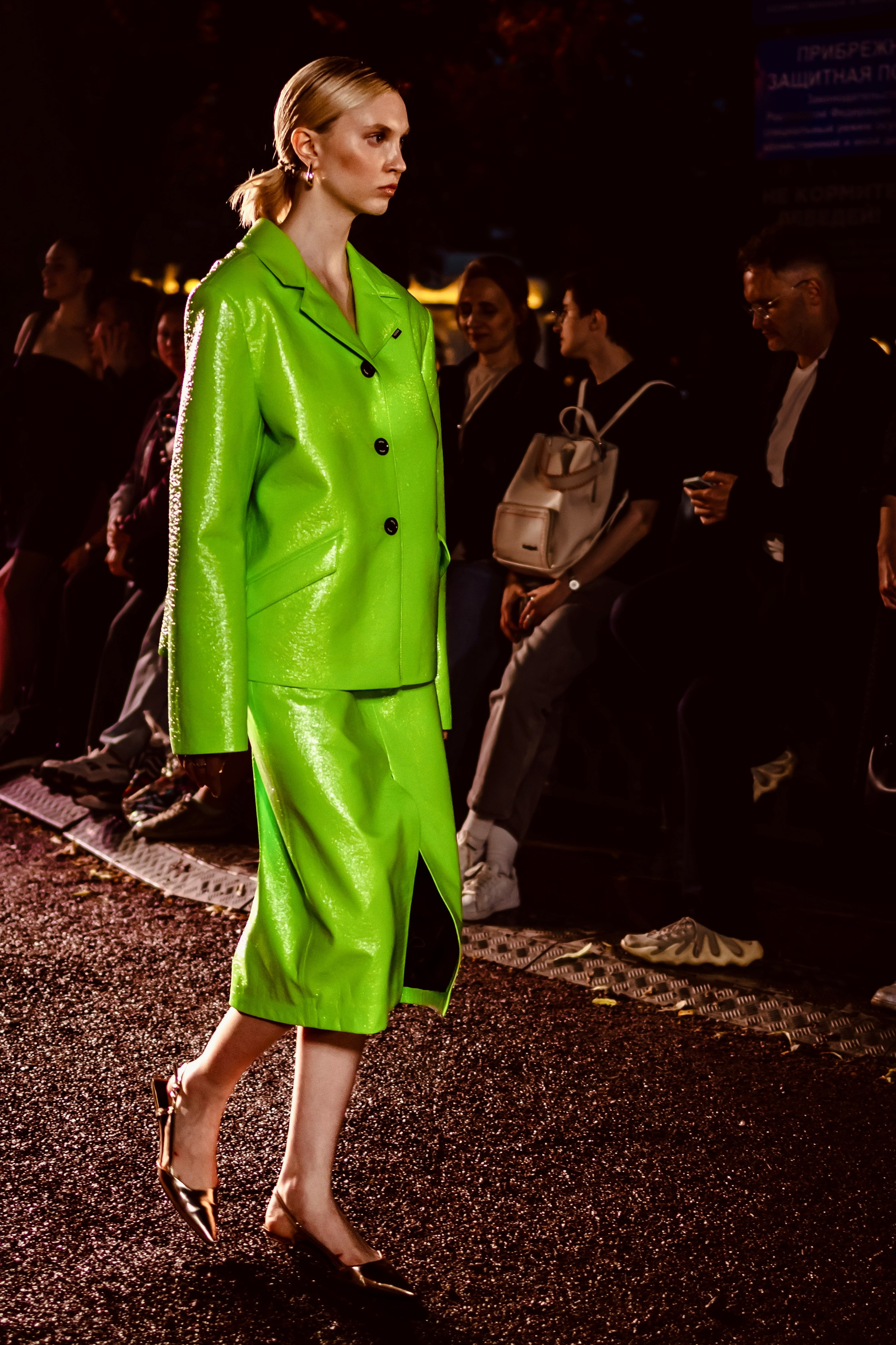 Фото с показа российских брендов на Патриках. Фотосессии и репортаж — Фотограф в Москве — Рина Серёгина