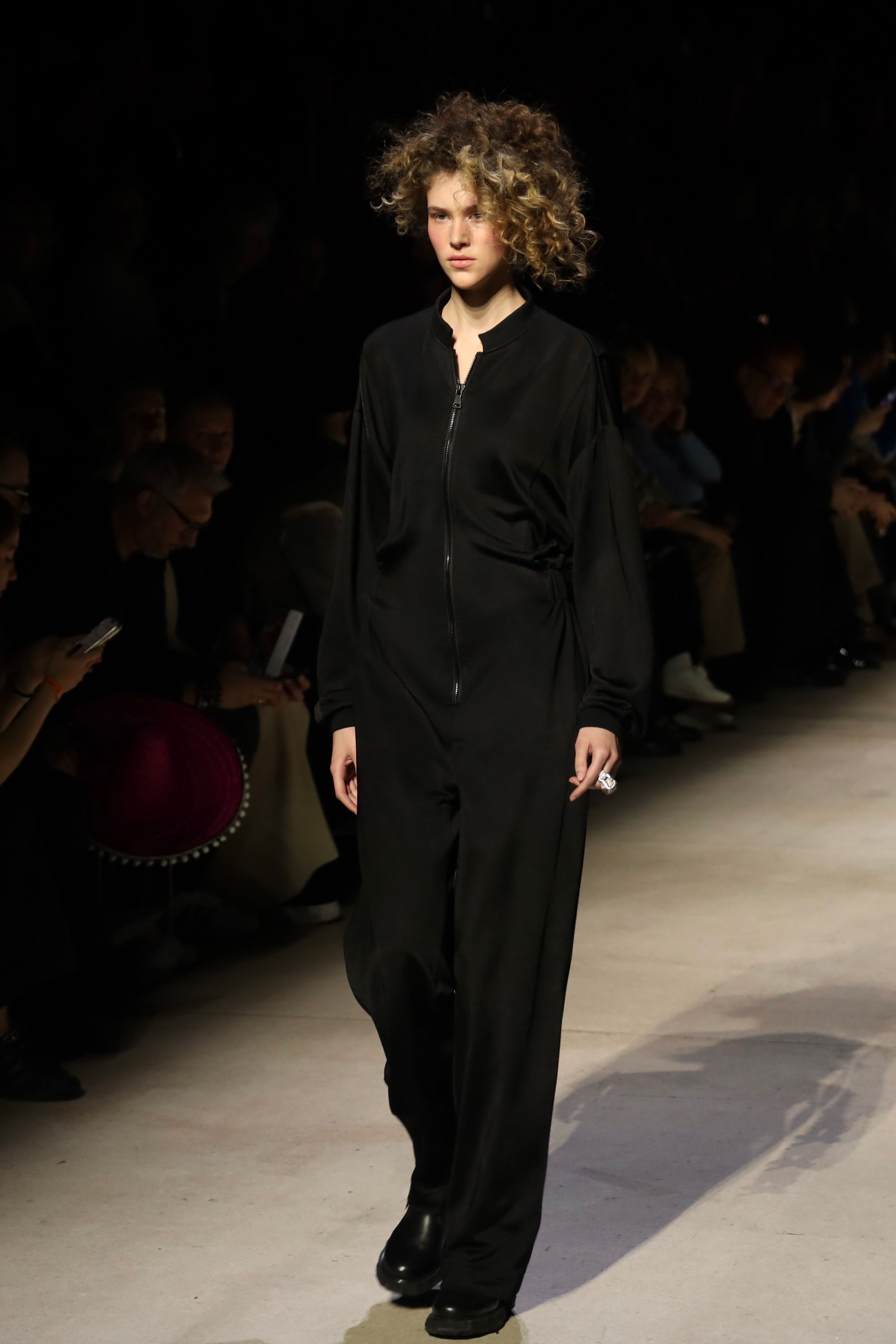 Показ Boyari (Москва): Московская неделя моды 15 марта 2025. Фотосессии и репортаж — Фотограф в Москве — Рина Серёгина