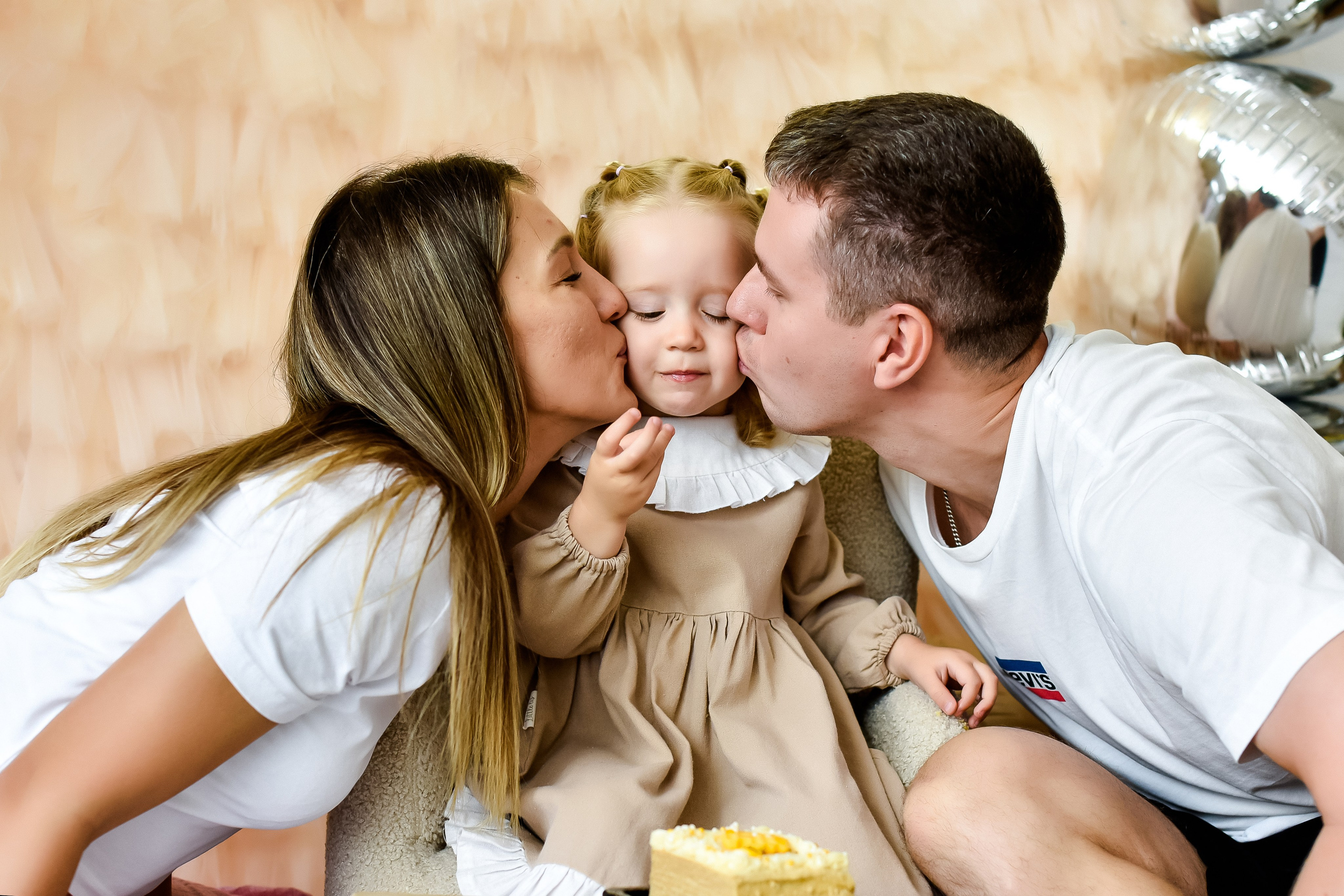 Анечке 2 годика