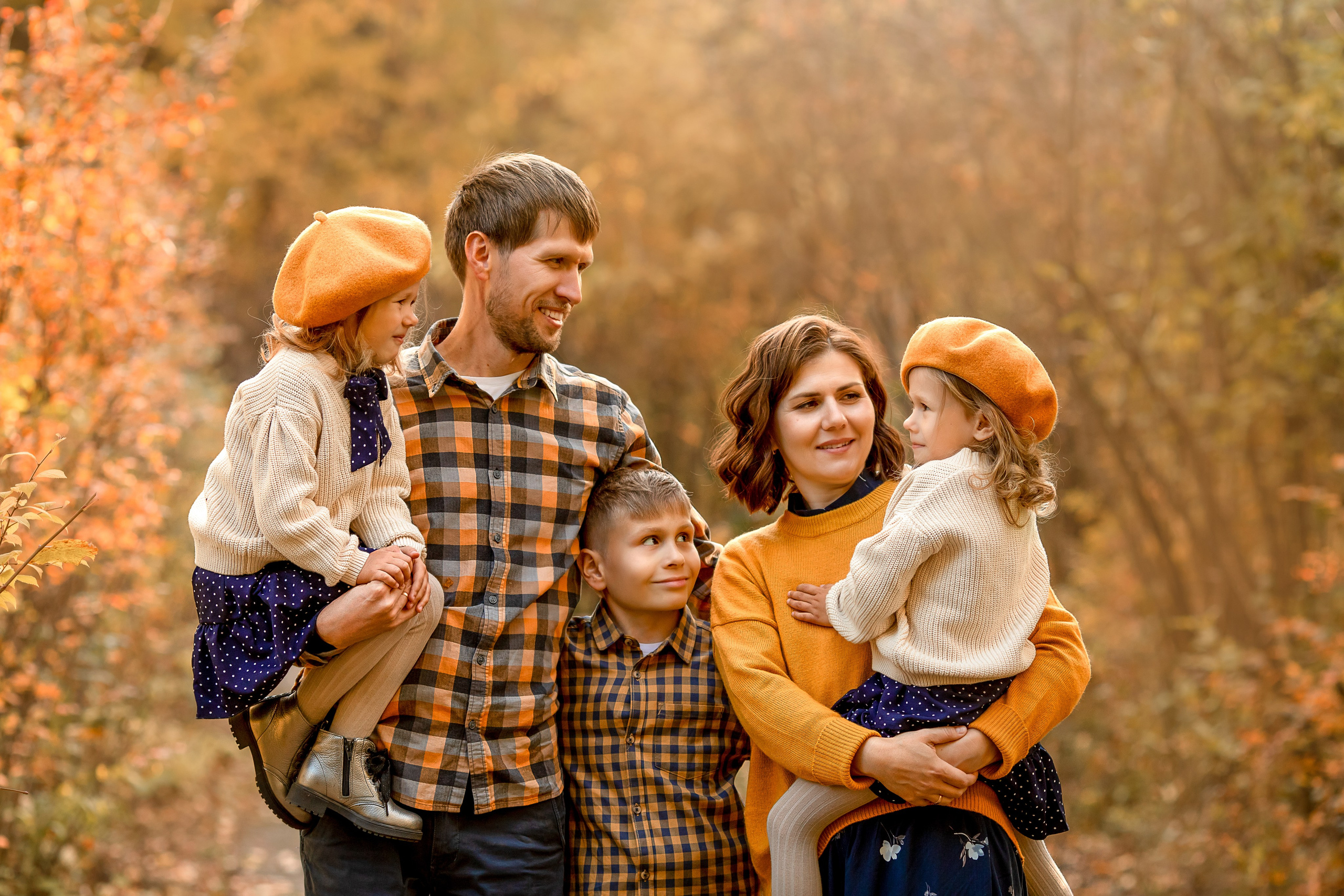 Тёплая осень. Детский и семейный фотограф в Красноярске Елена Коровкина