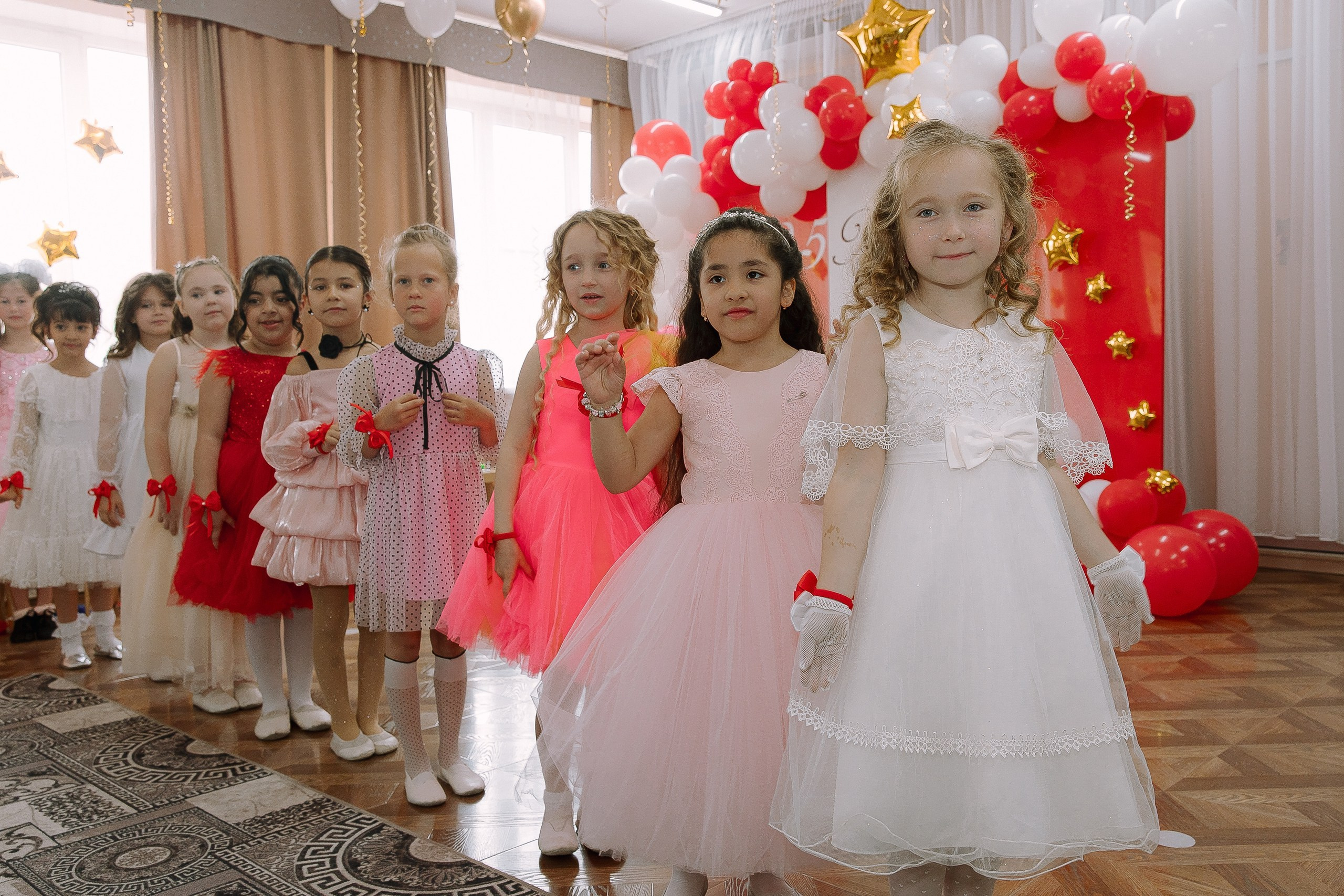 Выпускной в ДС 26. Выпускные альбомы Натальи Бутко: Новороссийск, Анапа, Геленджик