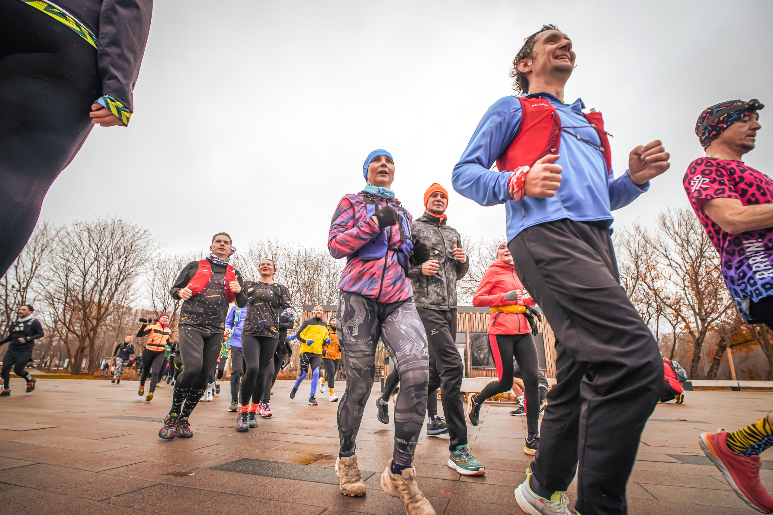 #марафонудома #яuzarun 2024 2-я петля, группа 6:30. Роман Капилюшов. Бег. Фото. Видео. г. Люберцы