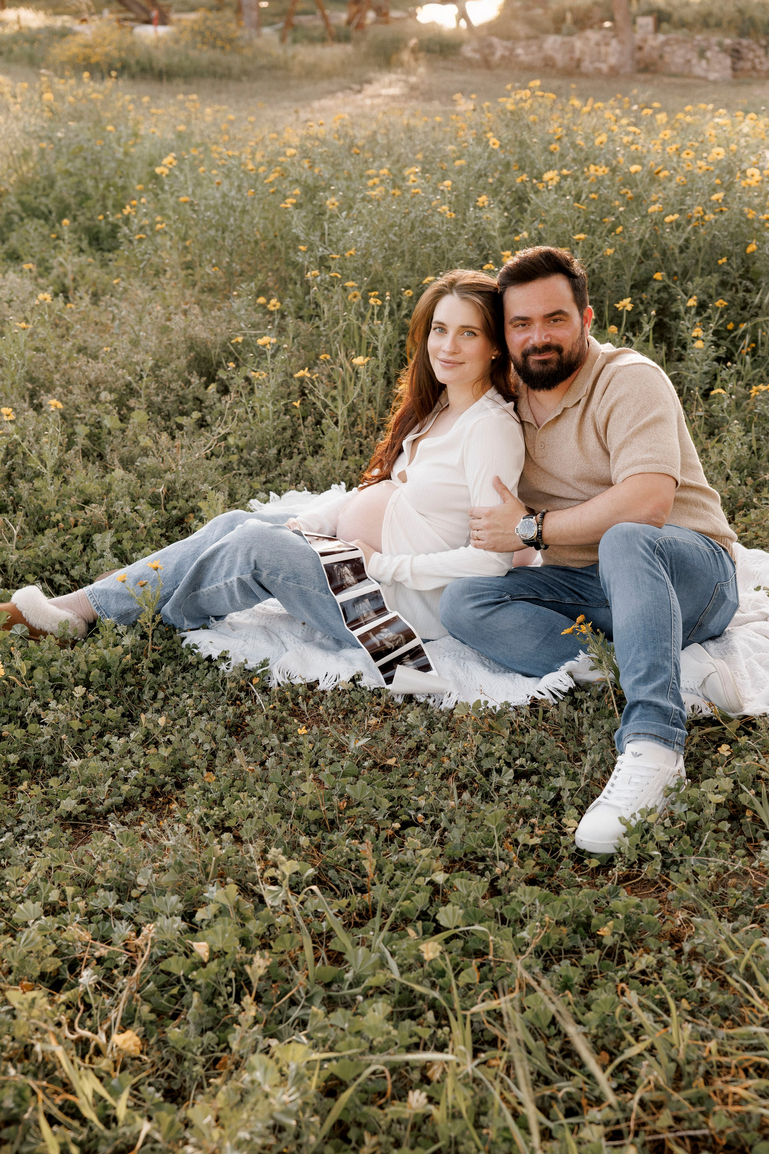 Pregnancy photoshoot (home/park/beach). Главная