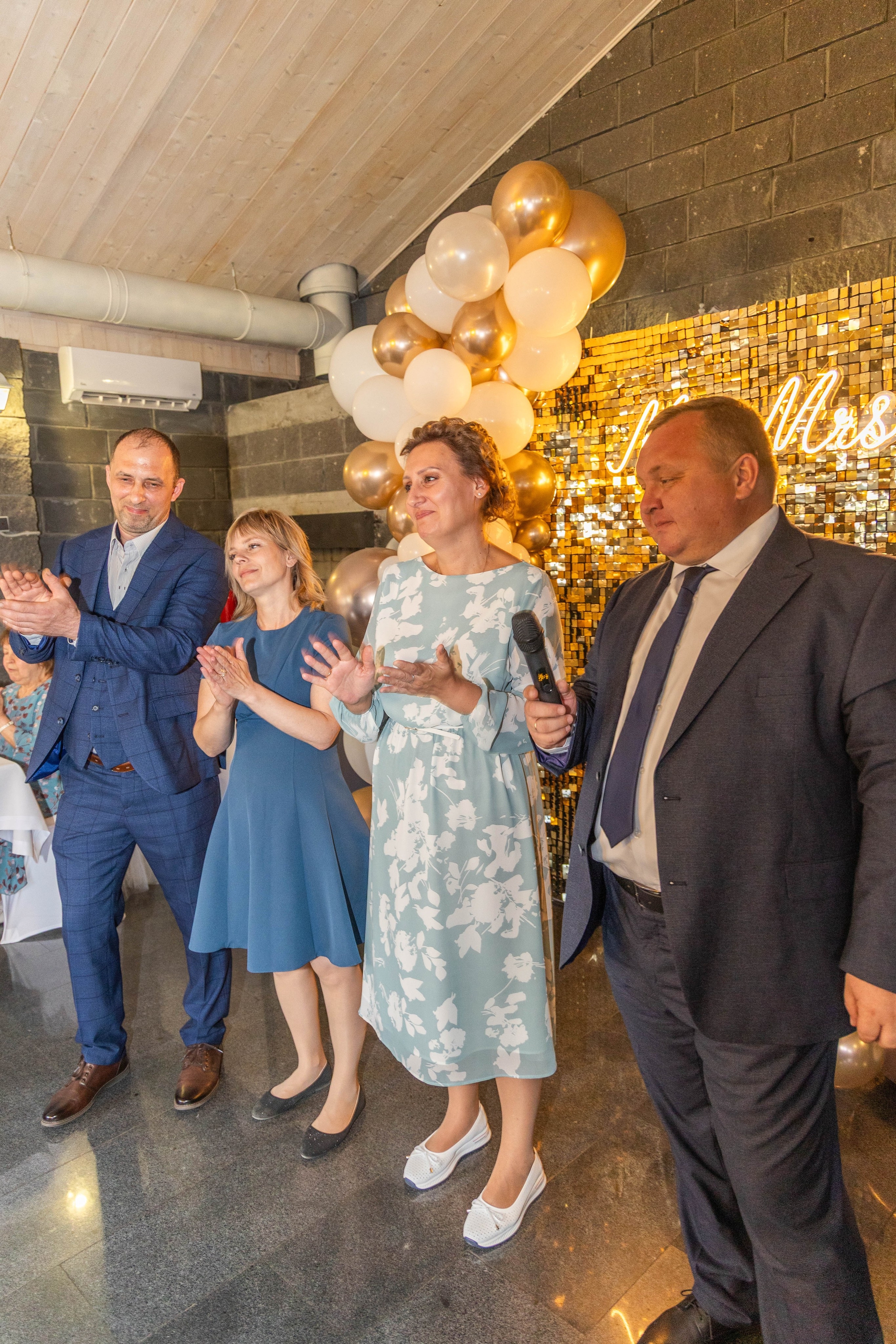 Свадебная фотосессия свадебный фотограф Татьяна Марсуверских свадебная фотопрогулка Москва Жуковский. Фотограф для маркетплейсов, фотоуслуги в Жуковском Татьяна Марсуверских