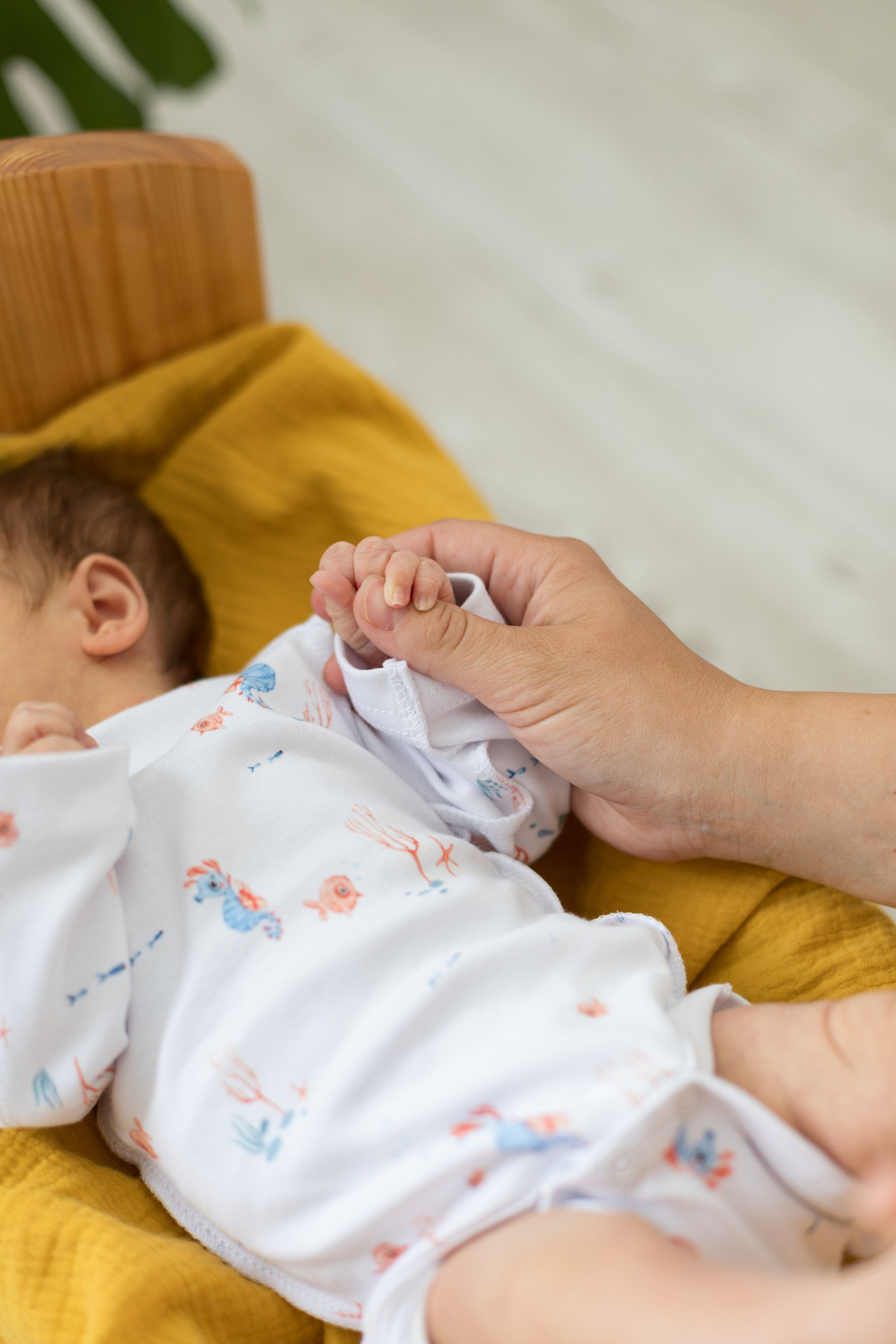 Фотосессия одежды для новорожденных детей. Детский и контент фотограф Надя Волкова Санкт-Петербург