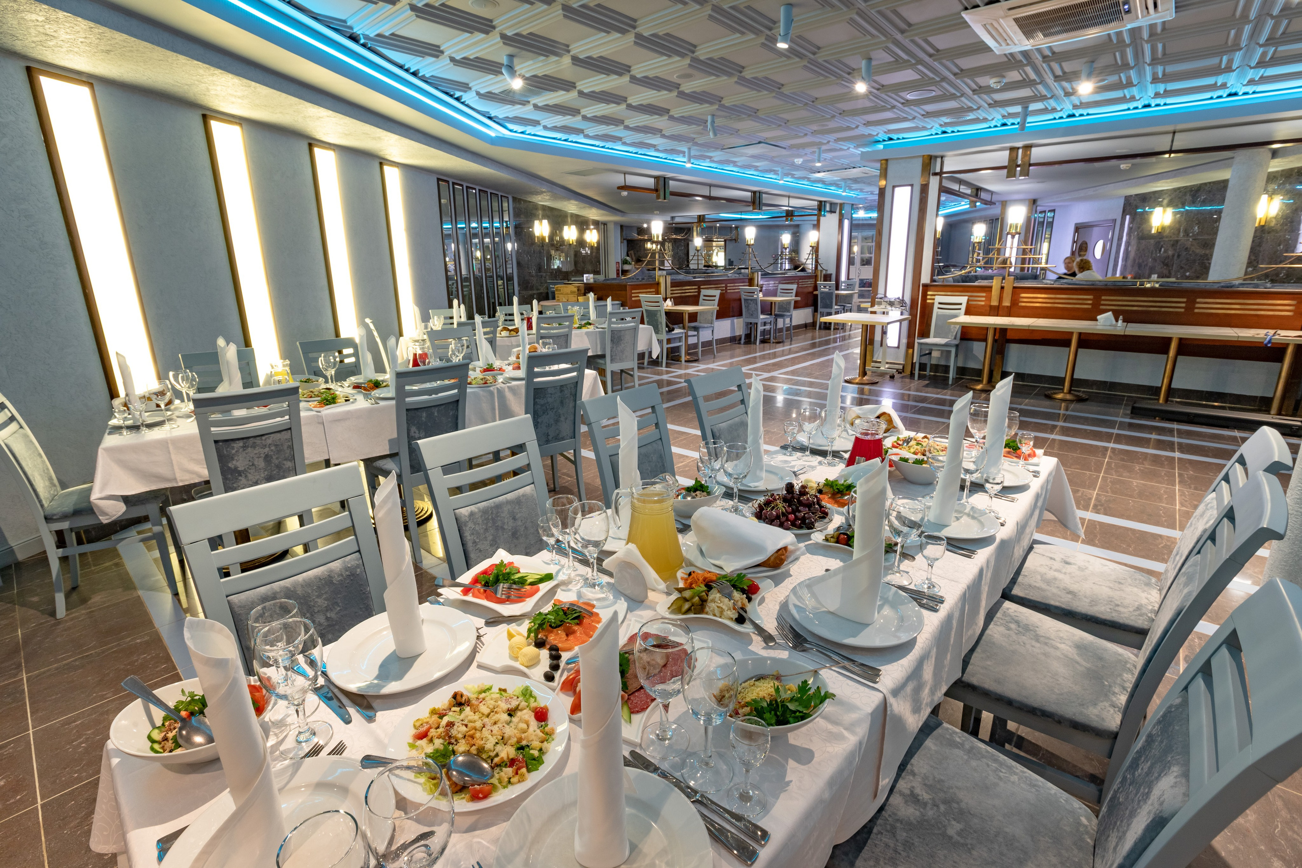 Банкетный зал при отеле «Нептун». Фотограф Махлаева Виктория/Санкт-Петербург