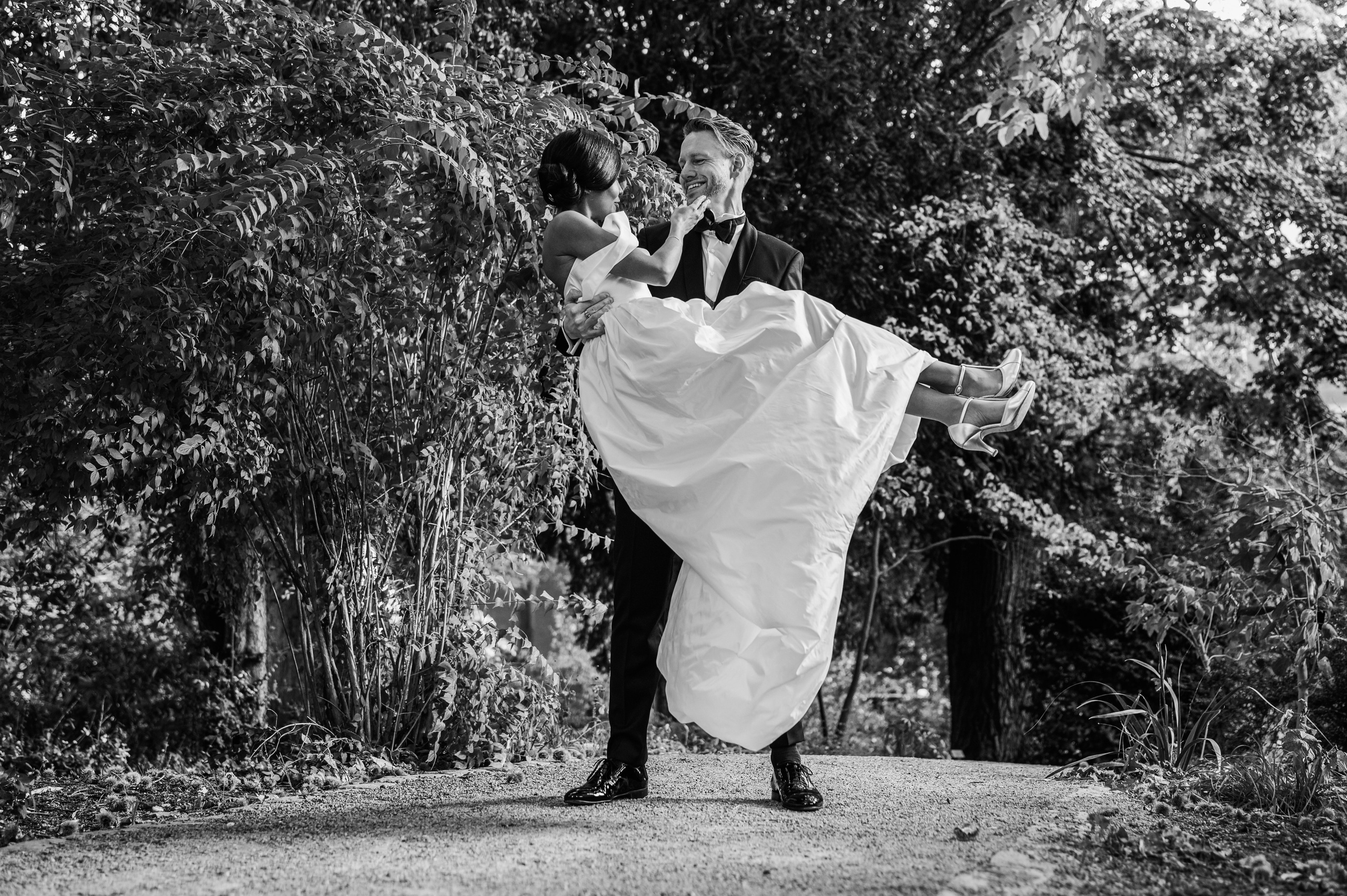 …Whimsical love. Golden Moments Editing — We do Wedding’s Retouch and Video Editing