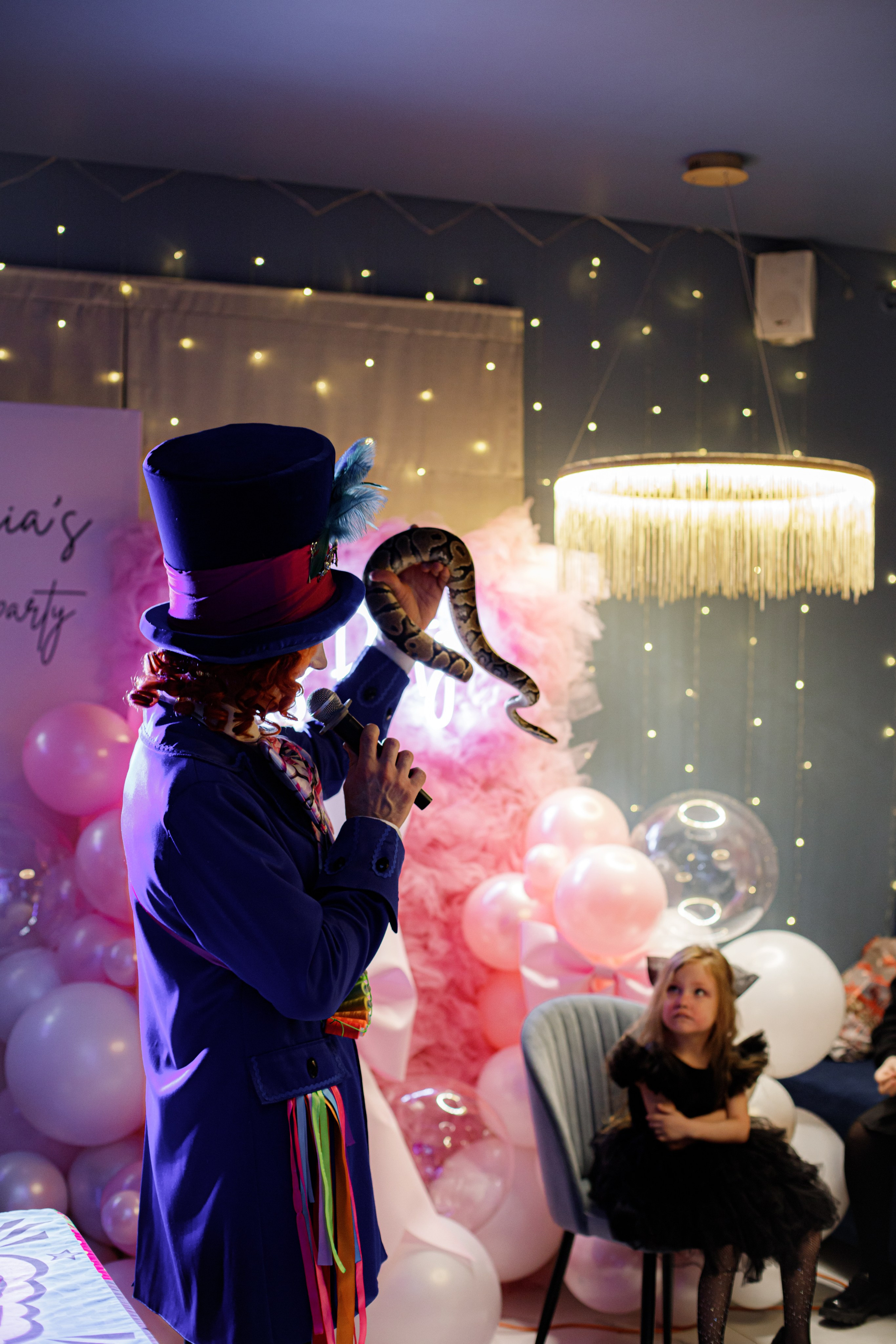 ASIA'S BIRTHDAY PARTY. Photokarish