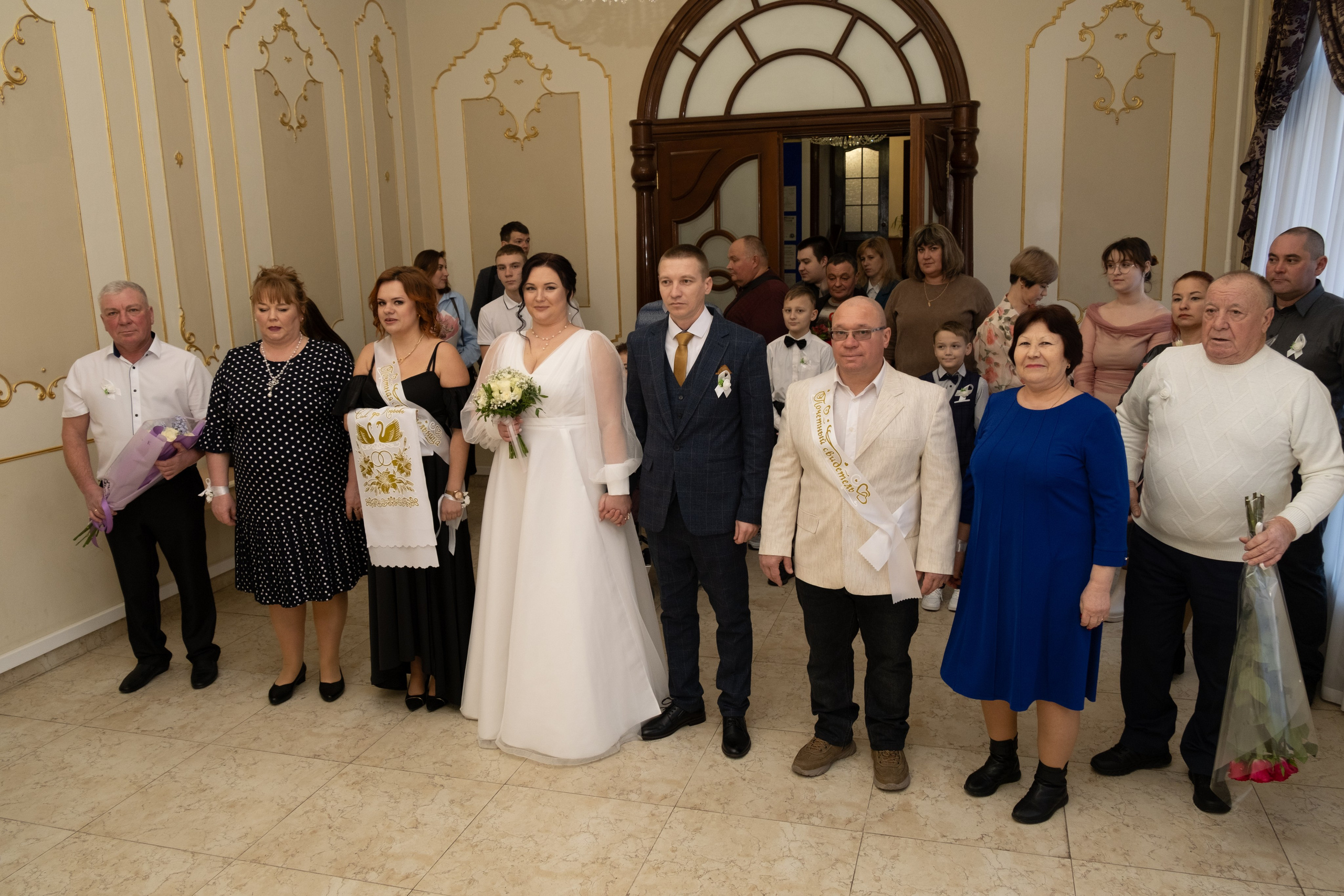 Гостиница Севастополь. Свадебная фотосессия Новый Херсонес. Профессиональная фотосъемка в Крыму. Натуральные эмоции и живые кадры. Забронируйте дату прямо сейчас!