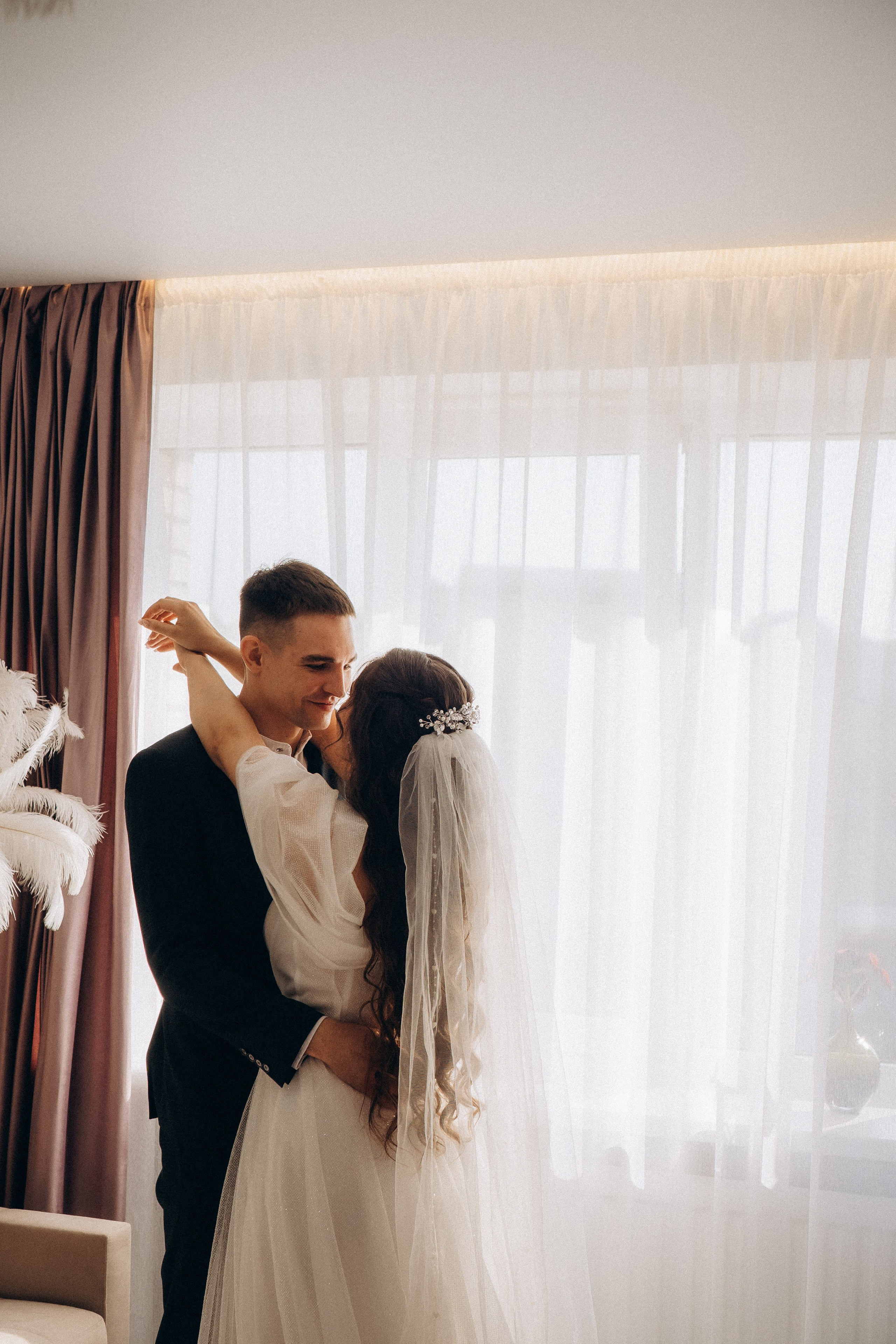 СВАДЕБНАЯ СЬЕМК В ПАРКЕ 300-ЛЕТИЯ. Профессиональный фотограф, Санкт-Петербург — Виктория Богомолова