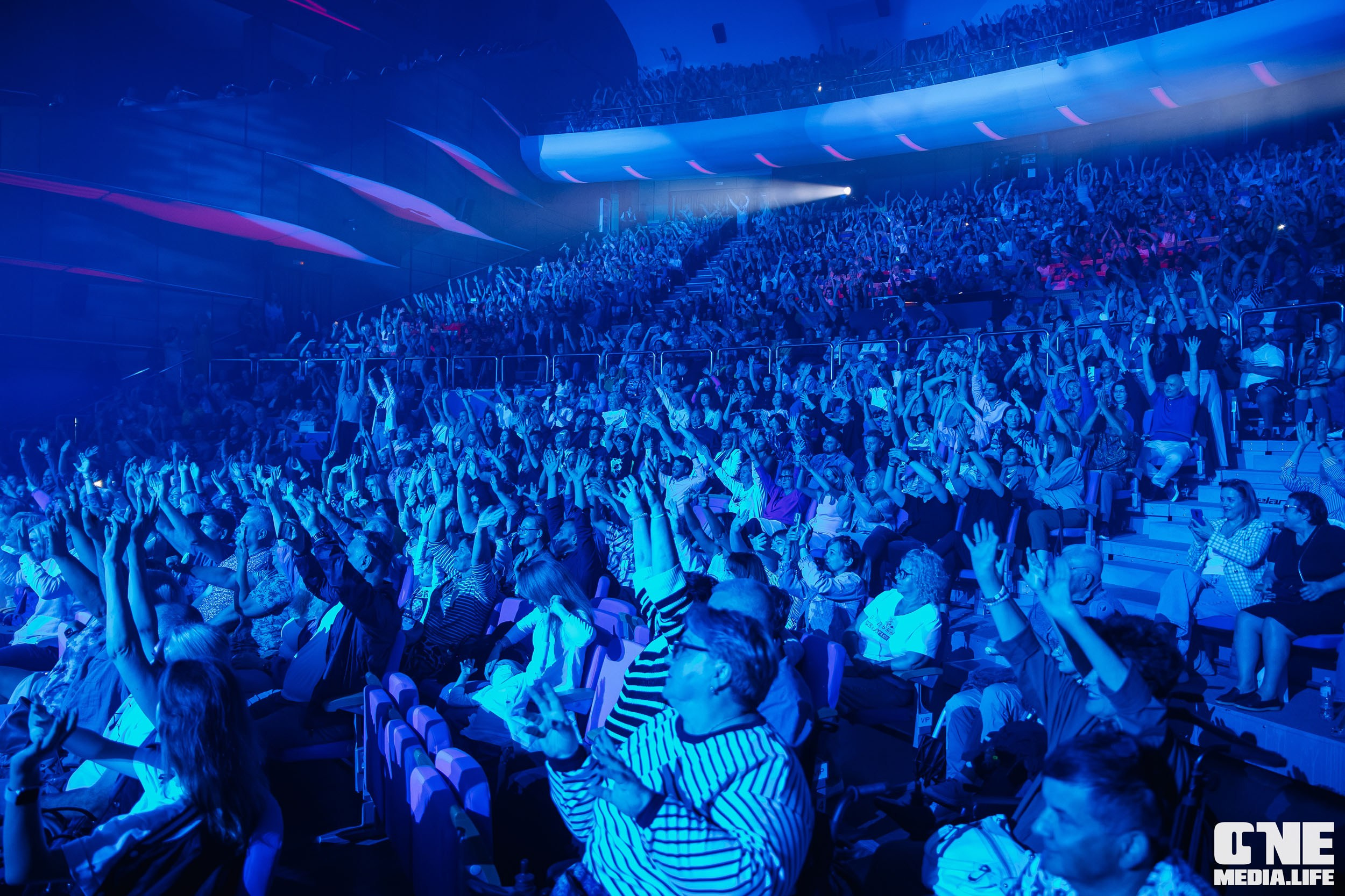 EMIN. Kaliningrad. KRIS KRUPINNIKOVA