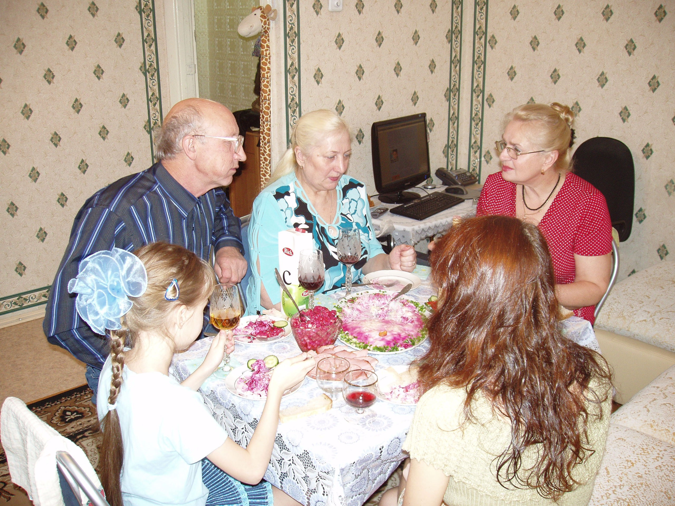 Катя ДР 9 лет Умка 30.11.2007. Семейный, Свадебный фотограф СПБ Питер— Романова Екатерина