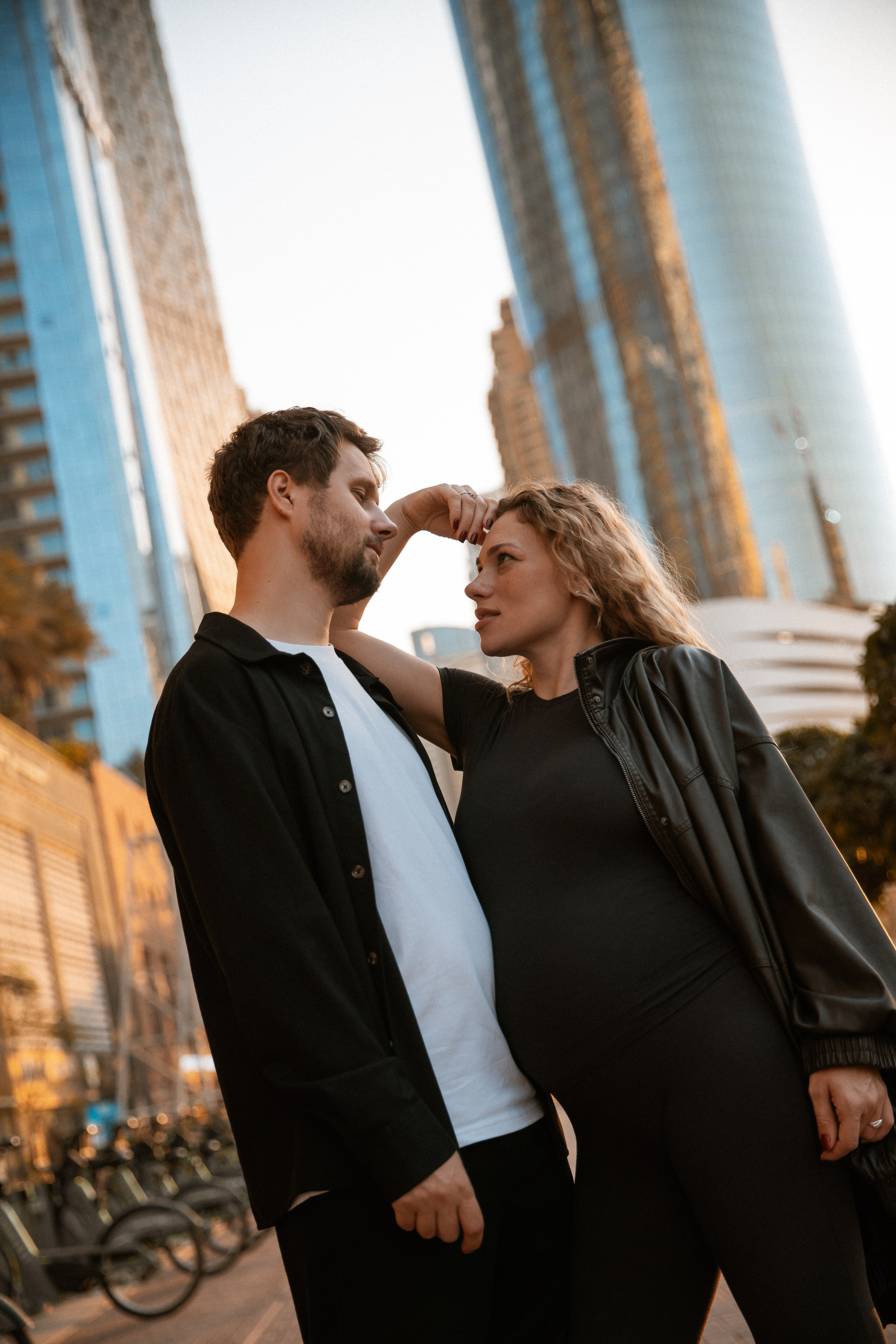 Street Style pregnancy. Валерия Солнцева свадебный и семейный фотограф