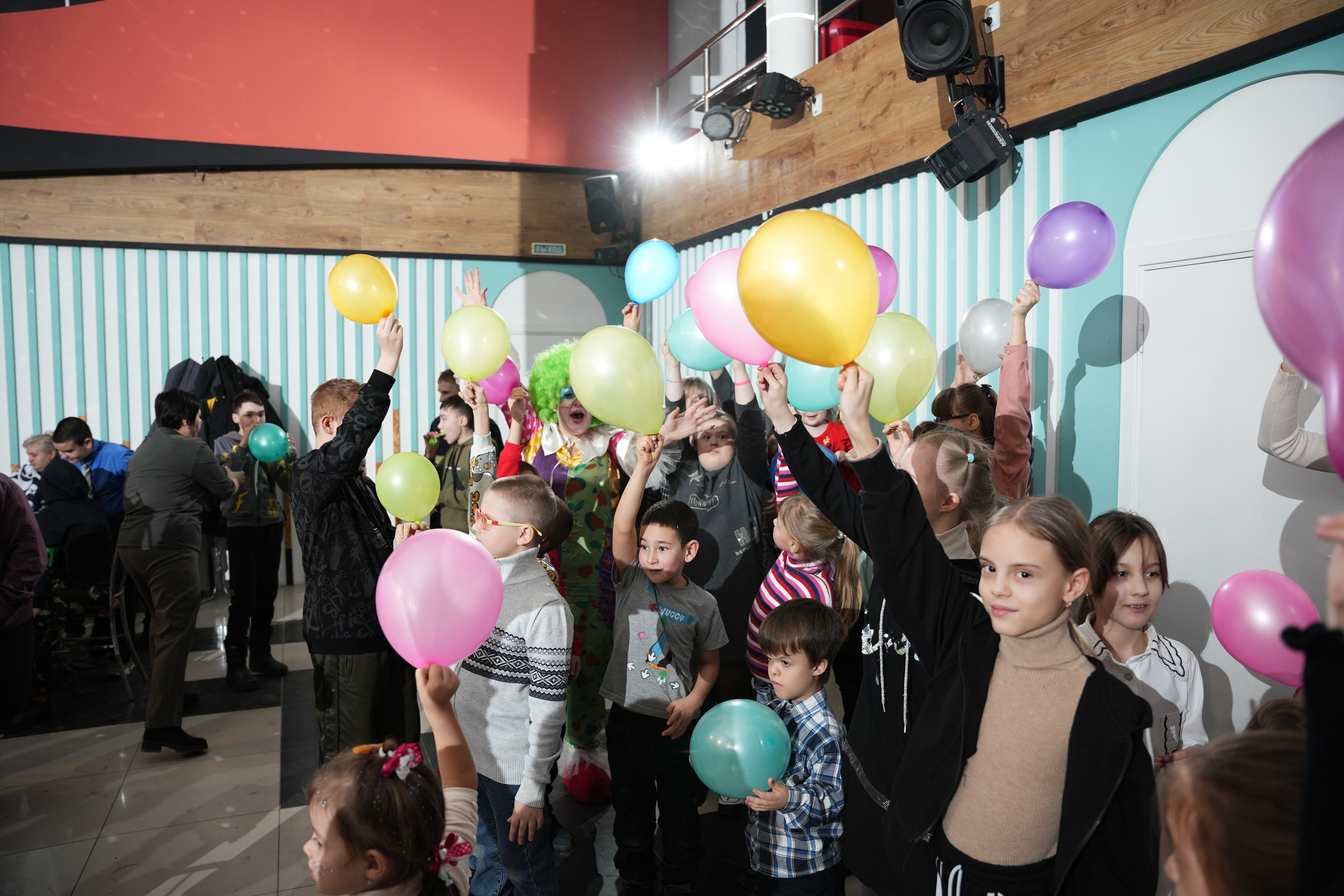 «Ты в этом мире не один " социально благотворительное мероприятие. Ольга Плаксина фотограф в Саратове