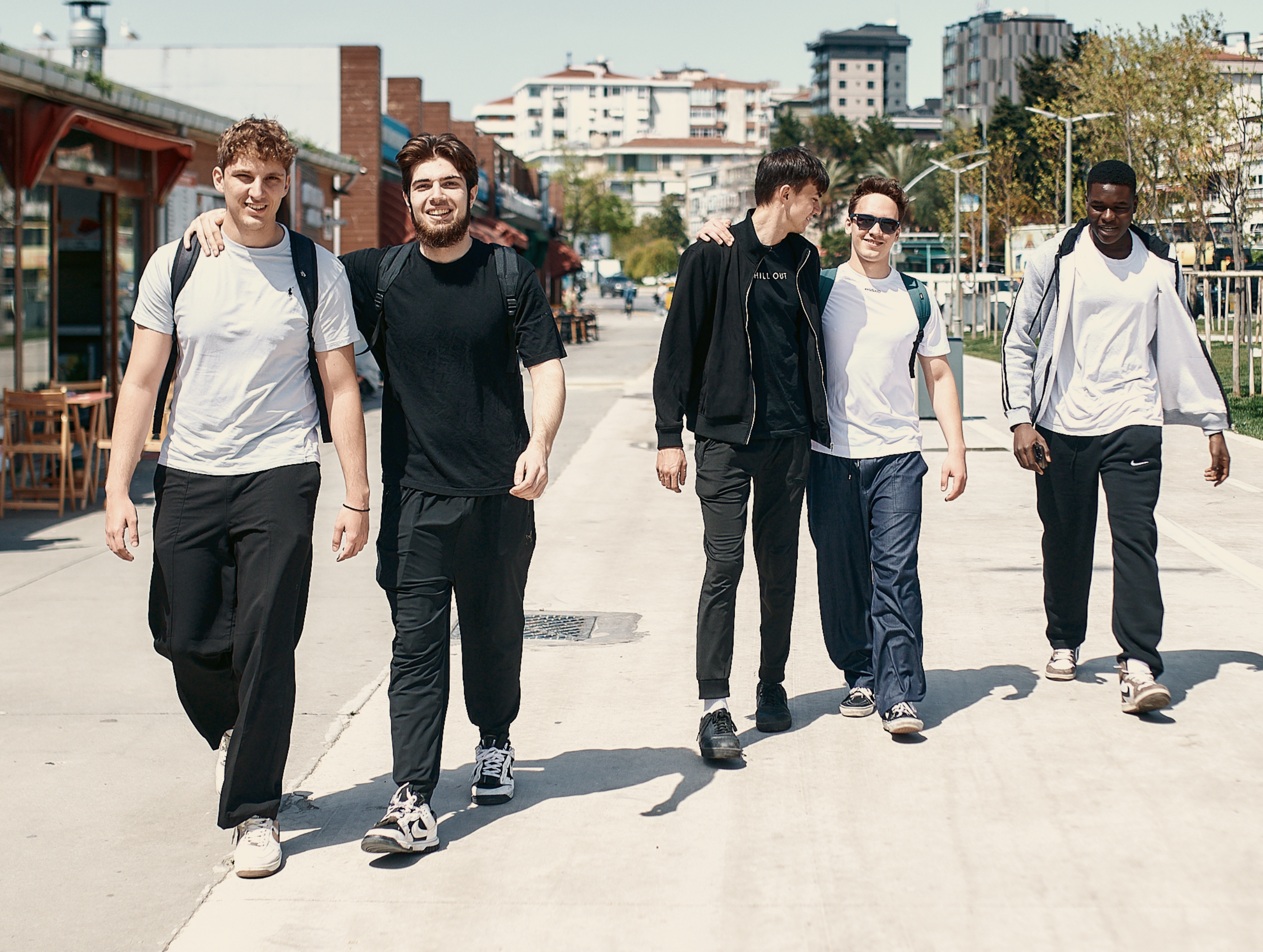 Студенты в Стамбуле. Свадебный фотограф, видеограф, рилсмейкер в Санкт-Петербурге и Москве