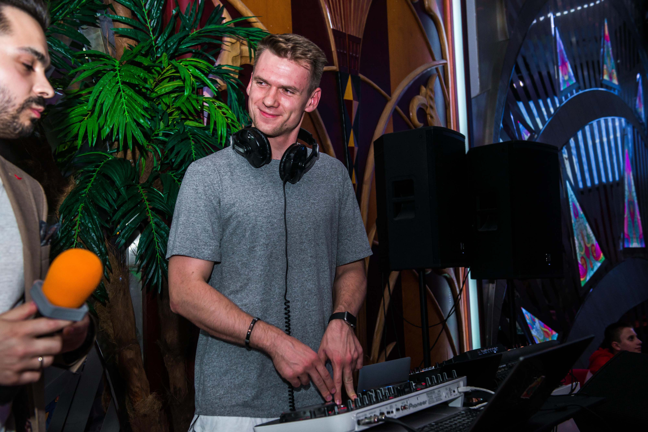 Квиз «ЗнатоКИТ» 03.09.2018 Бар 25-45 Москва. Свадебный фотограф на Урале Виктор Соколов