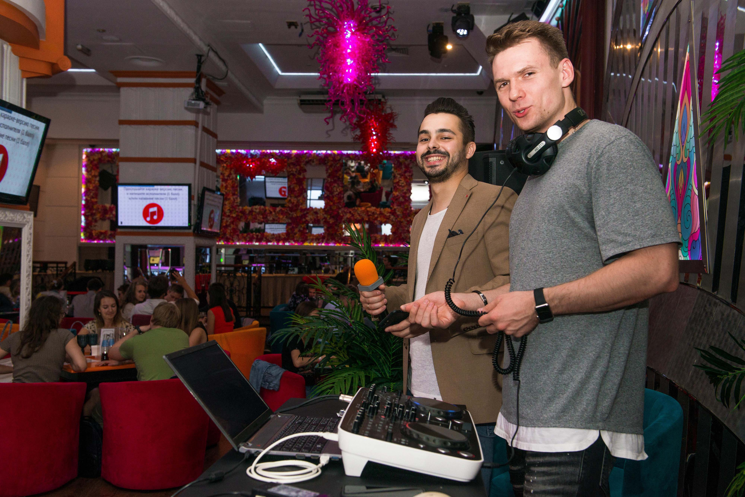 Квиз «ЗнатоКИТ» 03.09.2018 Бар 25-45 Москва. Свадебный фотограф на Урале Виктор Соколов