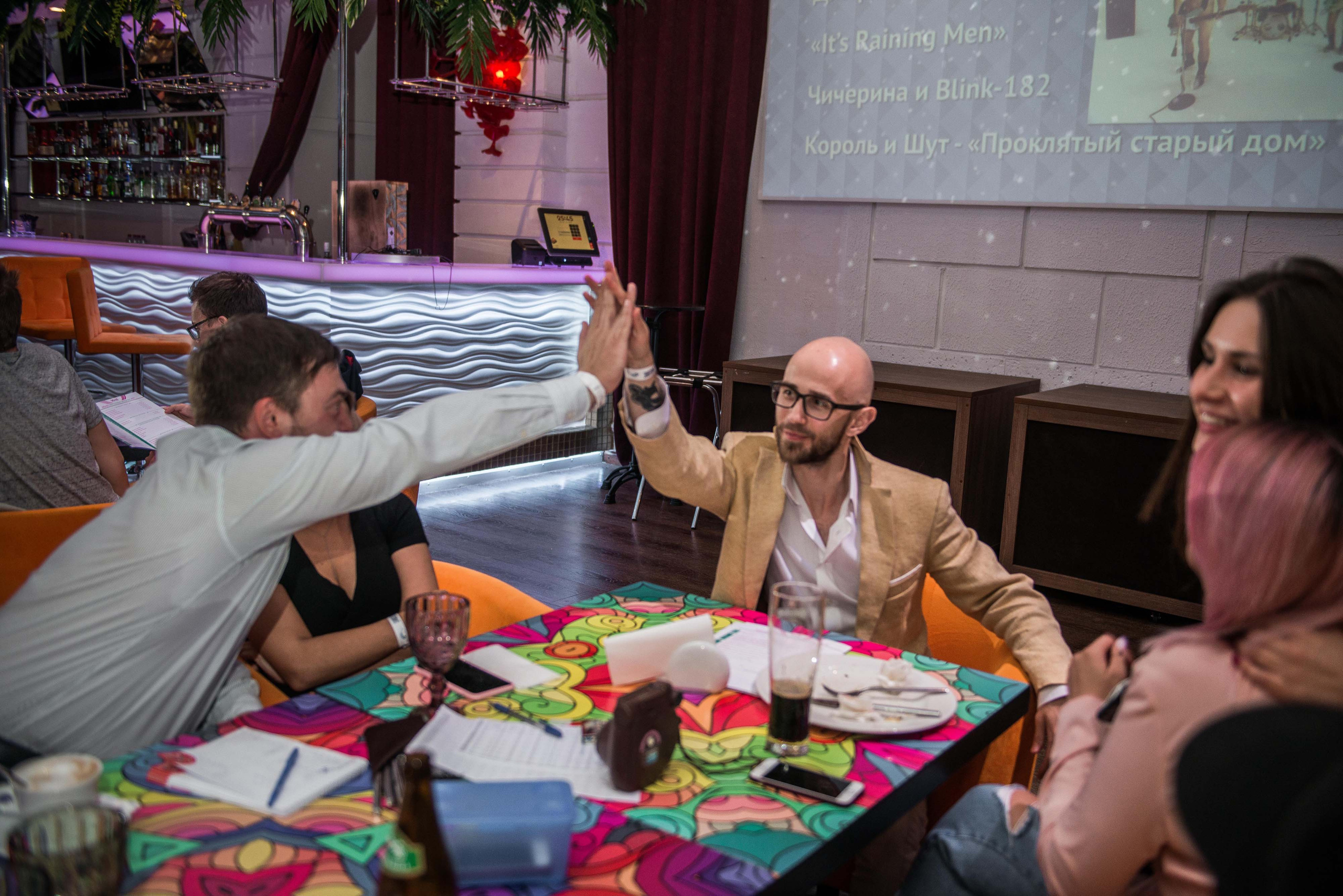 Квиз «ЗнатоКИТ» 03.09.2018 Бар 25-45 Москва. Свадебный фотограф на Урале Виктор Соколов