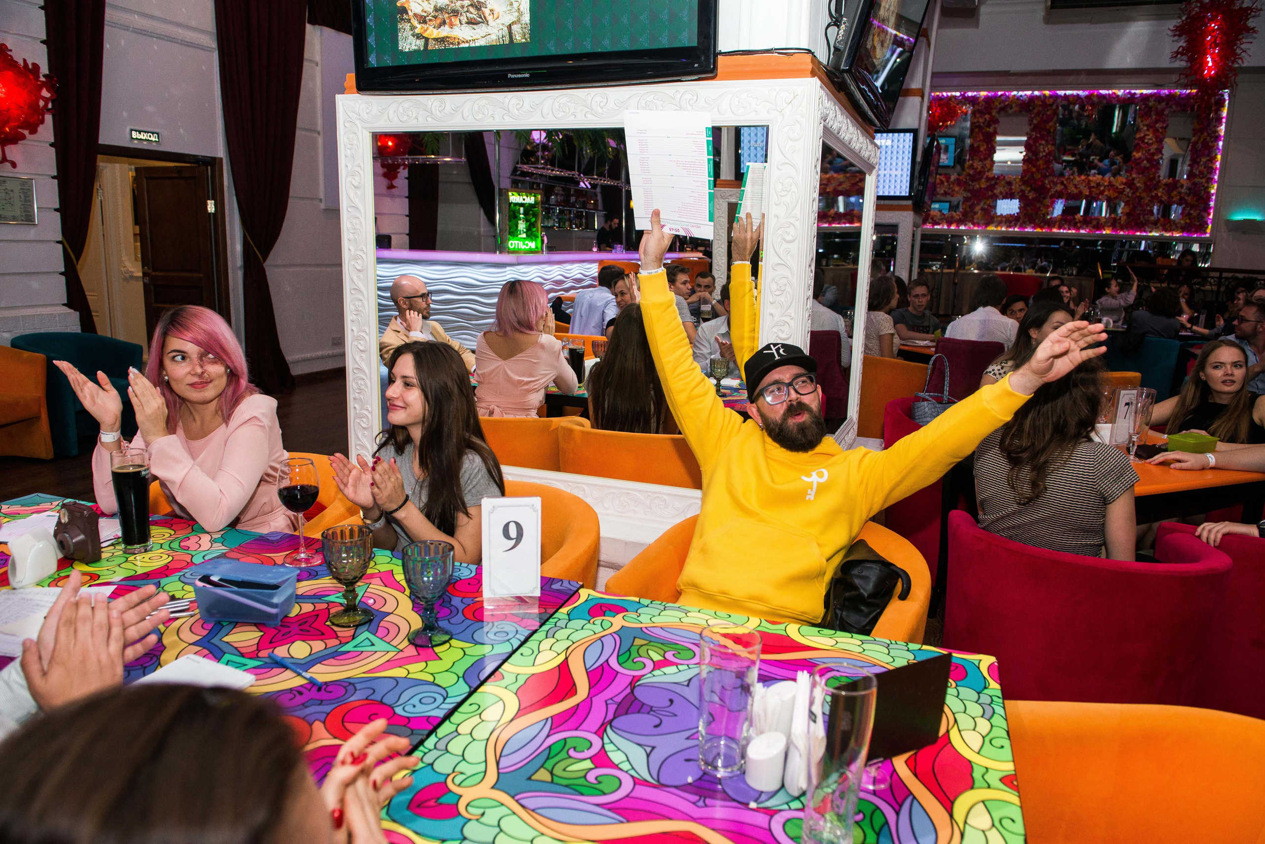 Квиз «ЗнатоКИТ» 03.09.2018 Бар 25-45 Москва. Свадебный фотограф на Урале Виктор Соколов