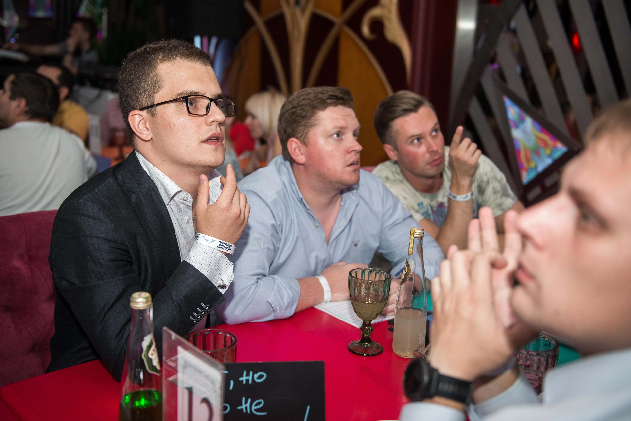 Квиз «ЗнатоКИТ» 03.09.2018 Бар 25-45 Москва. Свадебный фотограф на Урале Виктор Соколов