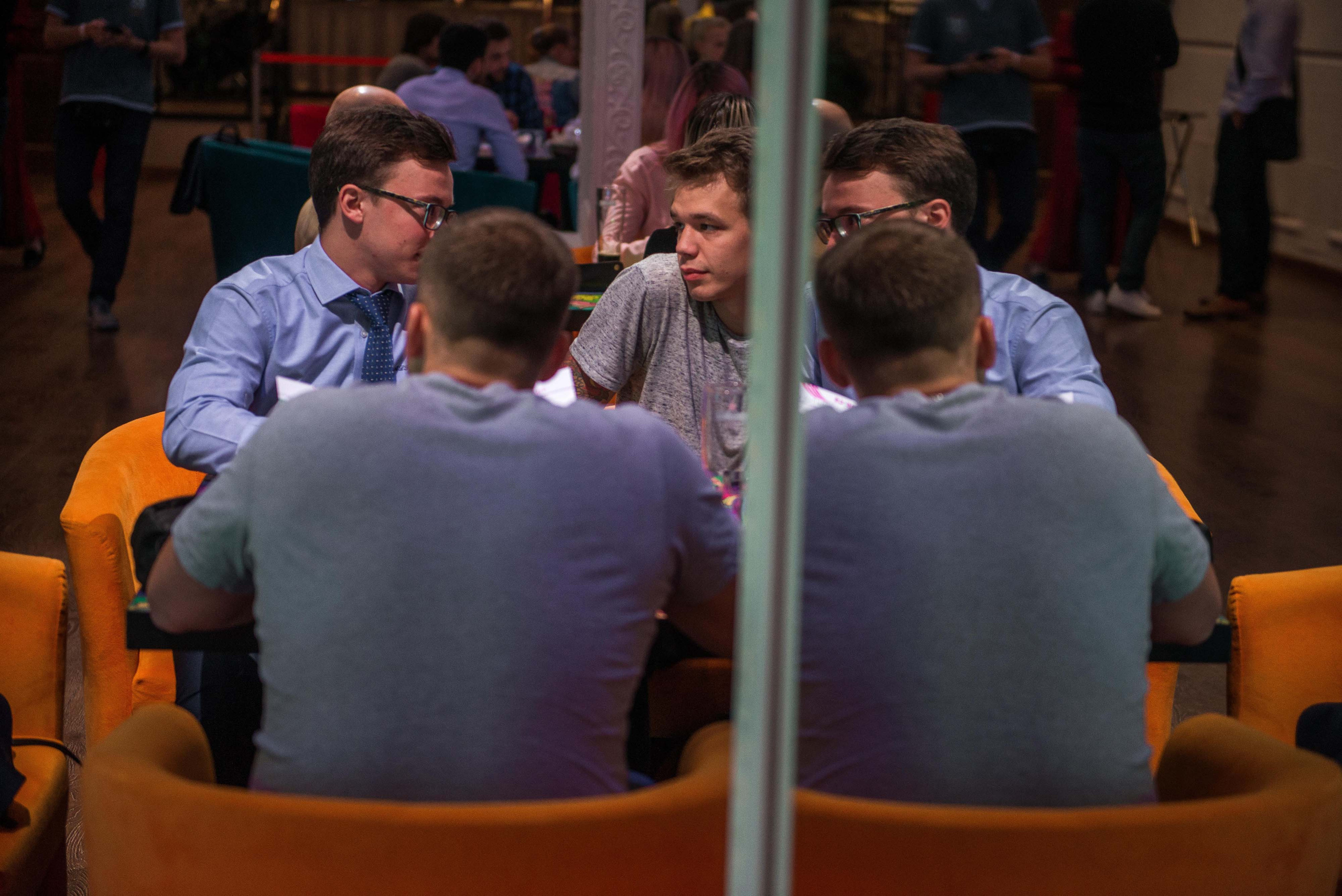 Квиз «ЗнатоКИТ» 03.09.2018 Бар 25-45 Москва. Свадебный фотограф на Урале Виктор Соколов