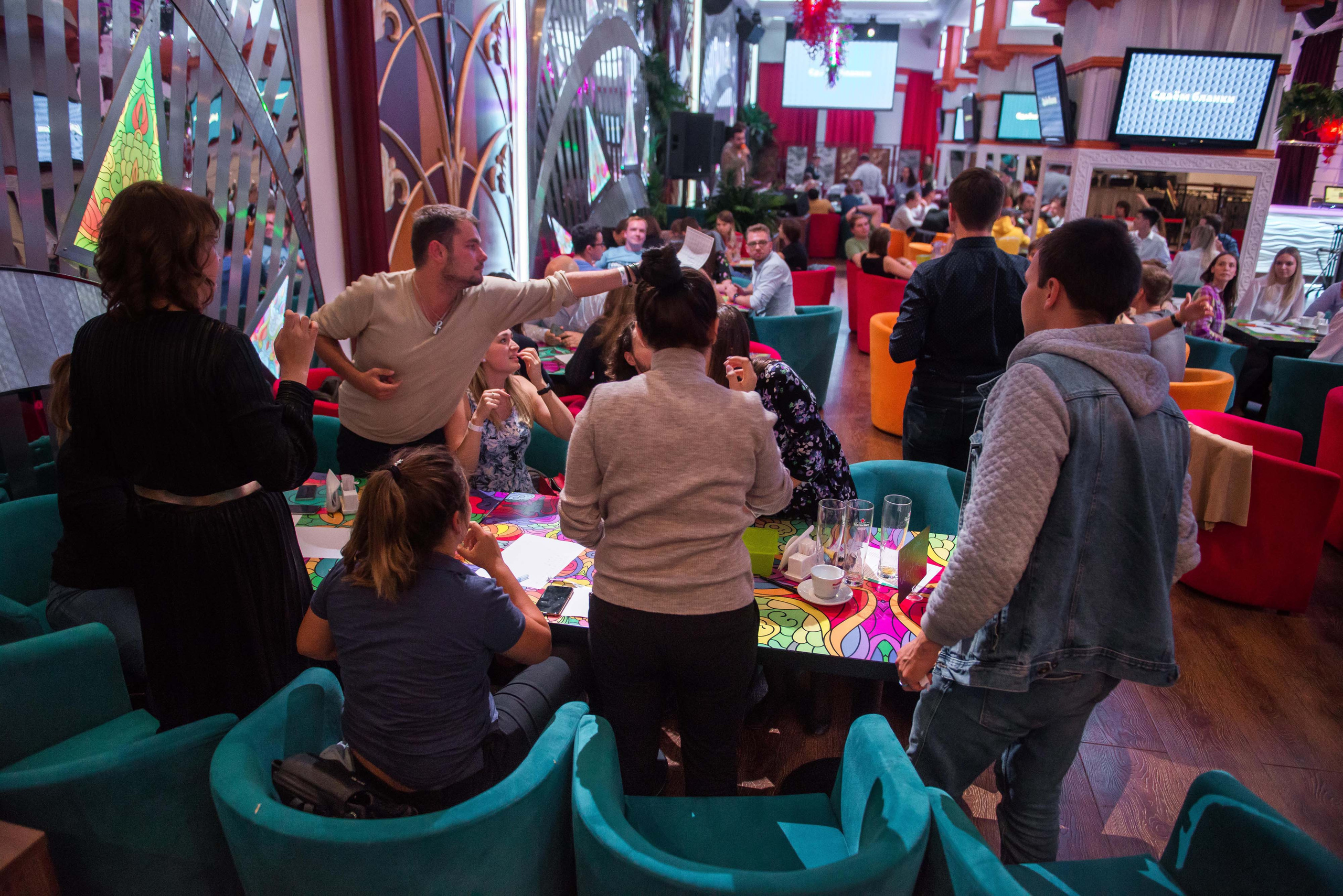 Квиз «ЗнатоКИТ» 03.09.2018 Бар 25-45 Москва. Свадебный фотограф на Урале Виктор Соколов